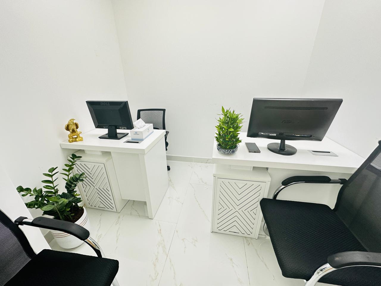 Modern Office | Free Amenities | Direct from Owner