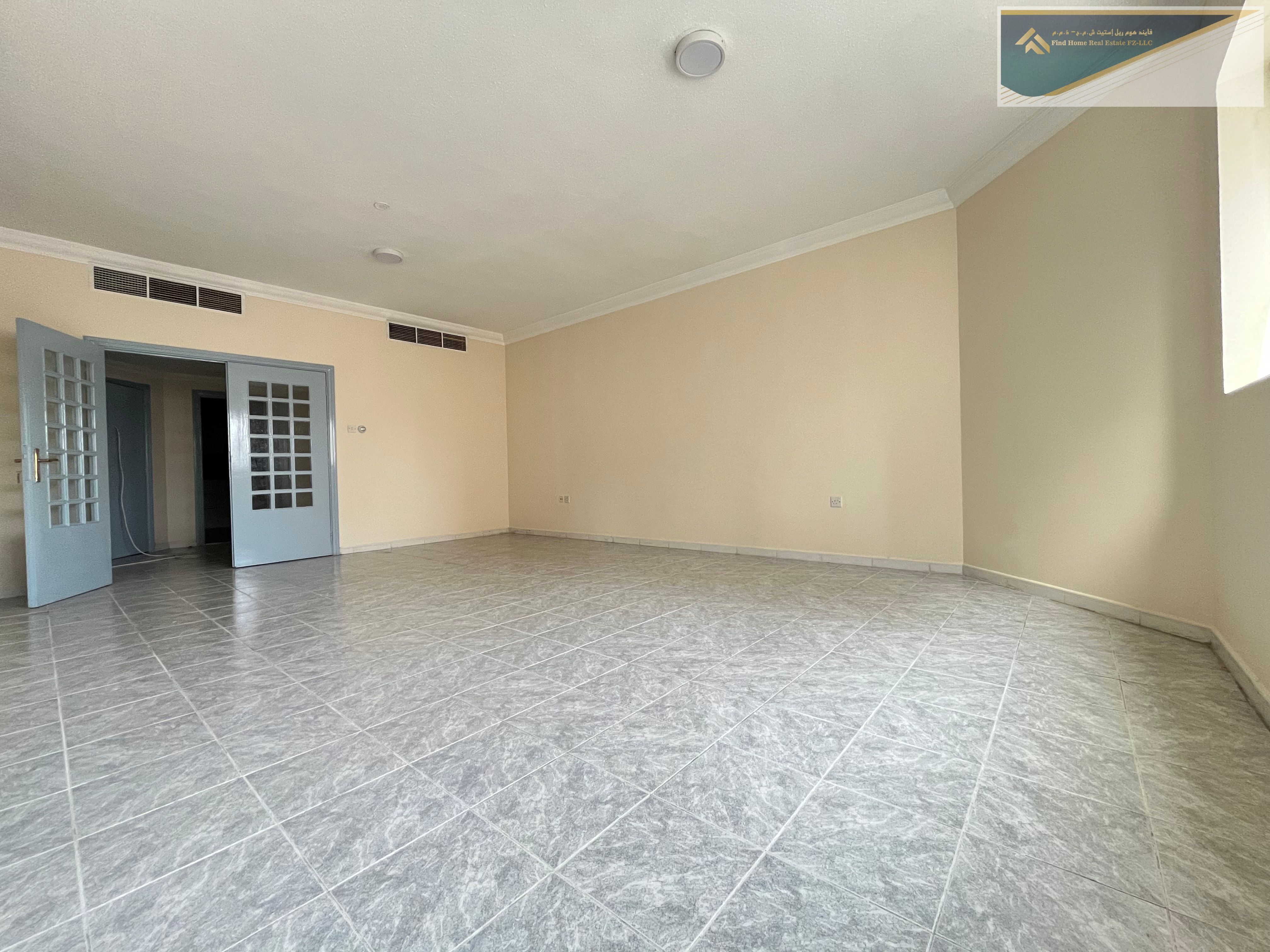 BIG OFFER ! FULLY SPACIOUS 3 BHK APARTMENT WITH BALCONY AND MASTER BEDROOM IN JUST 50k AL MAJAZ 2