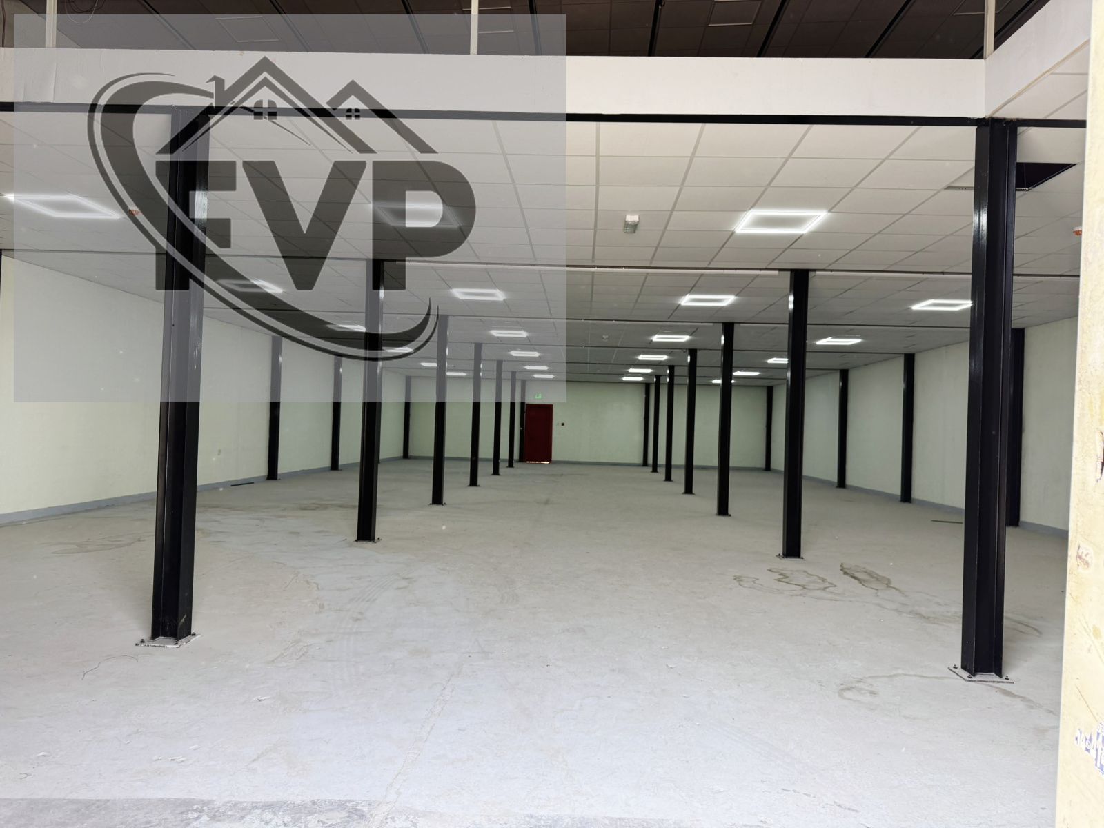 Warehouse I Operational use I On Main Highway