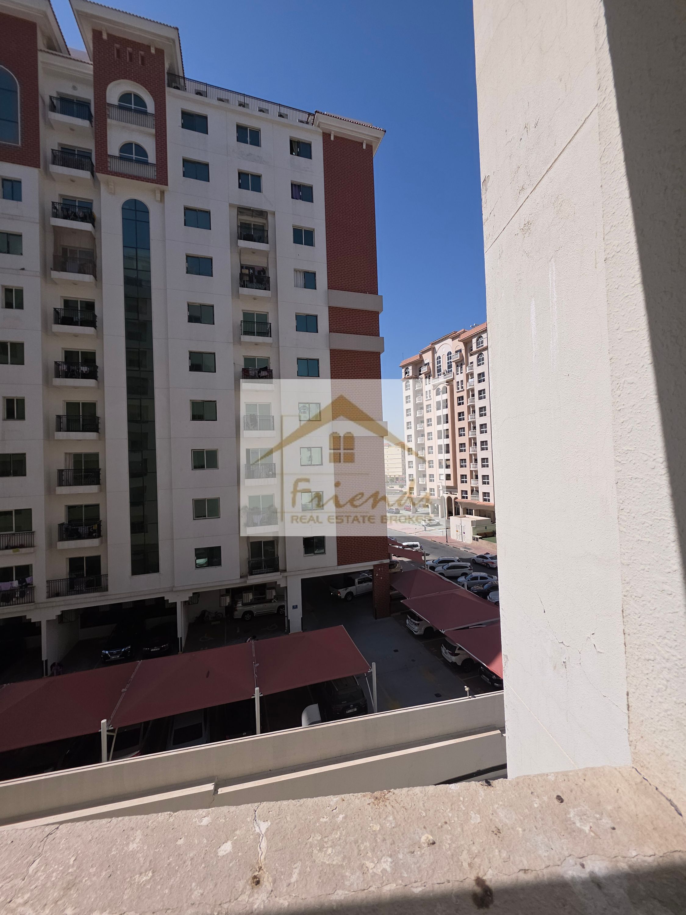 VACANT 1 BHK FOR SALE IN SUNSTAR 2 – SPACIOUS 721.61 SQFT | ONLY 675K