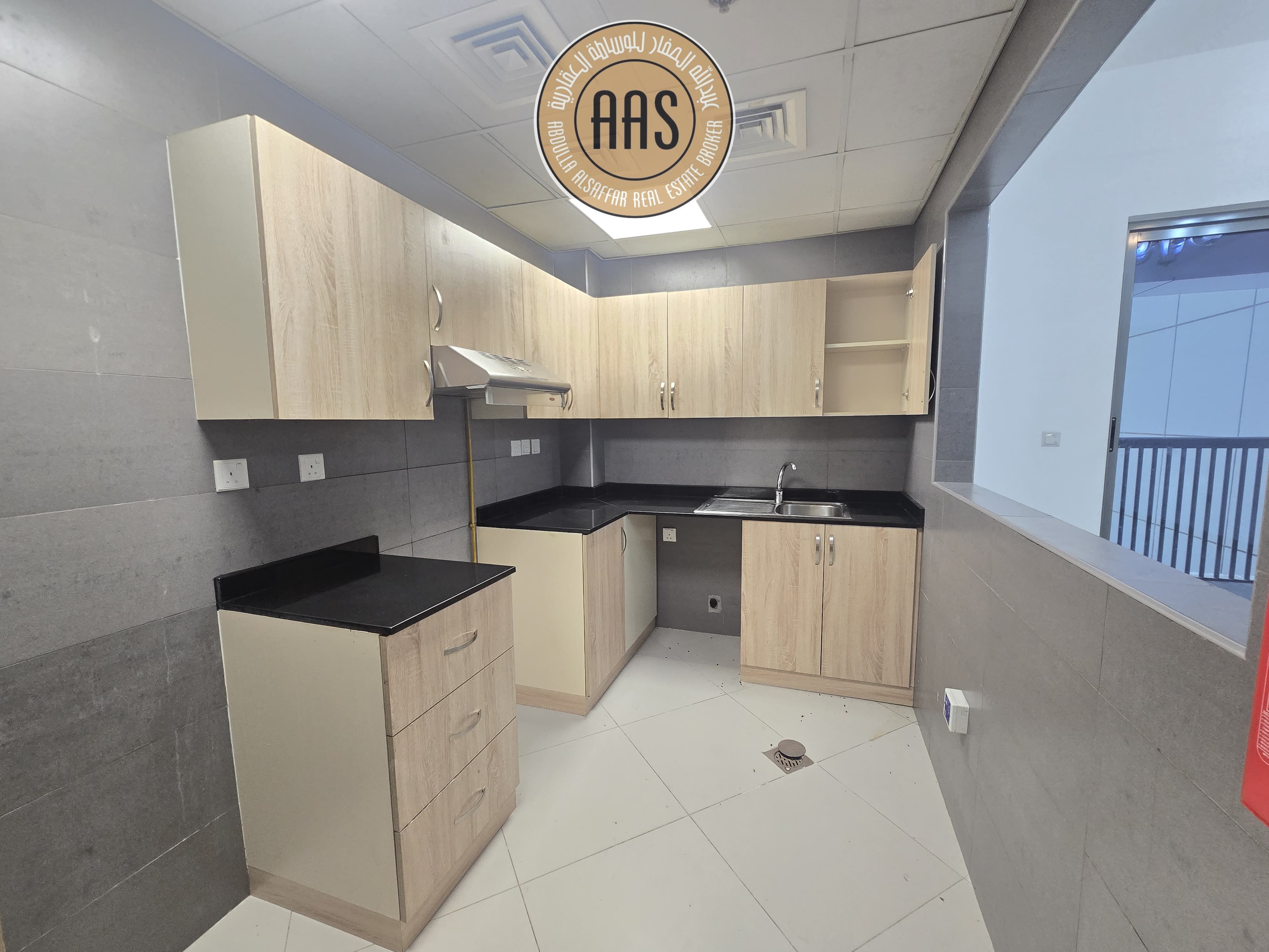 Very Huge Size 2Bhk + Laundry Room Full Facilities