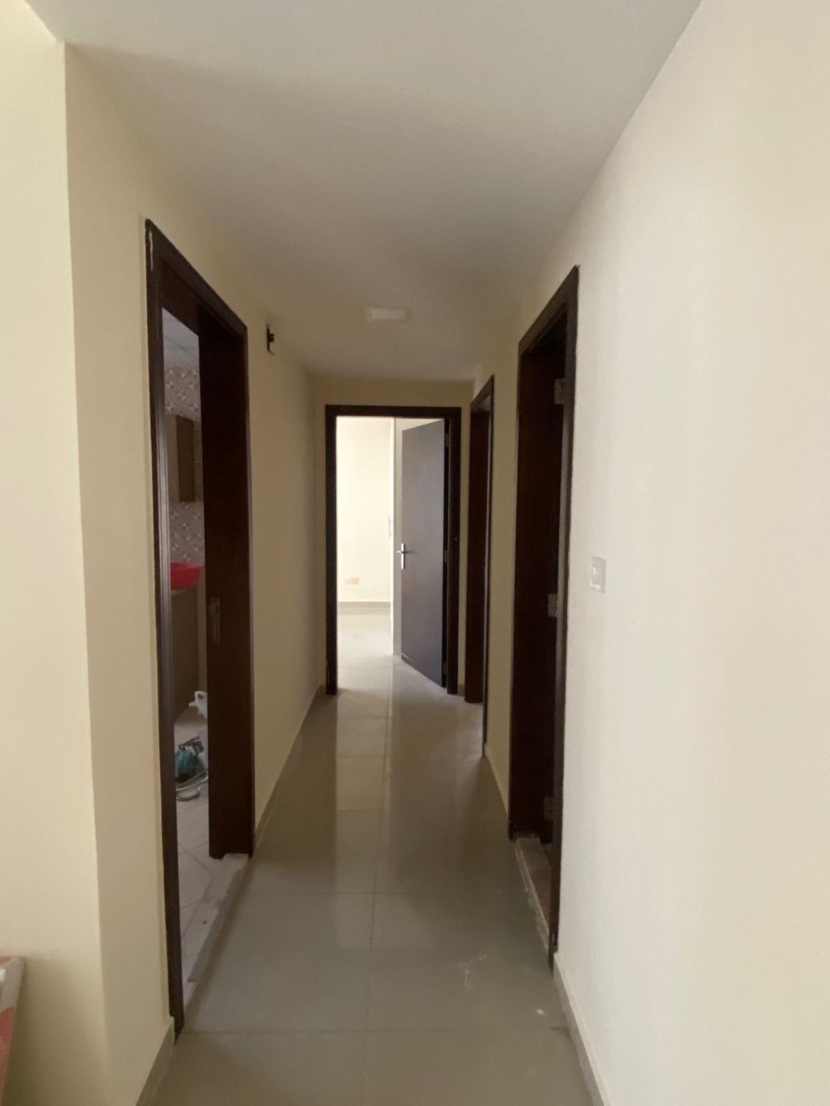Accept Group presents: Apartment for Rent – Al Majaz Enjoy the spaciousness and comfort of this exceptional apartment: