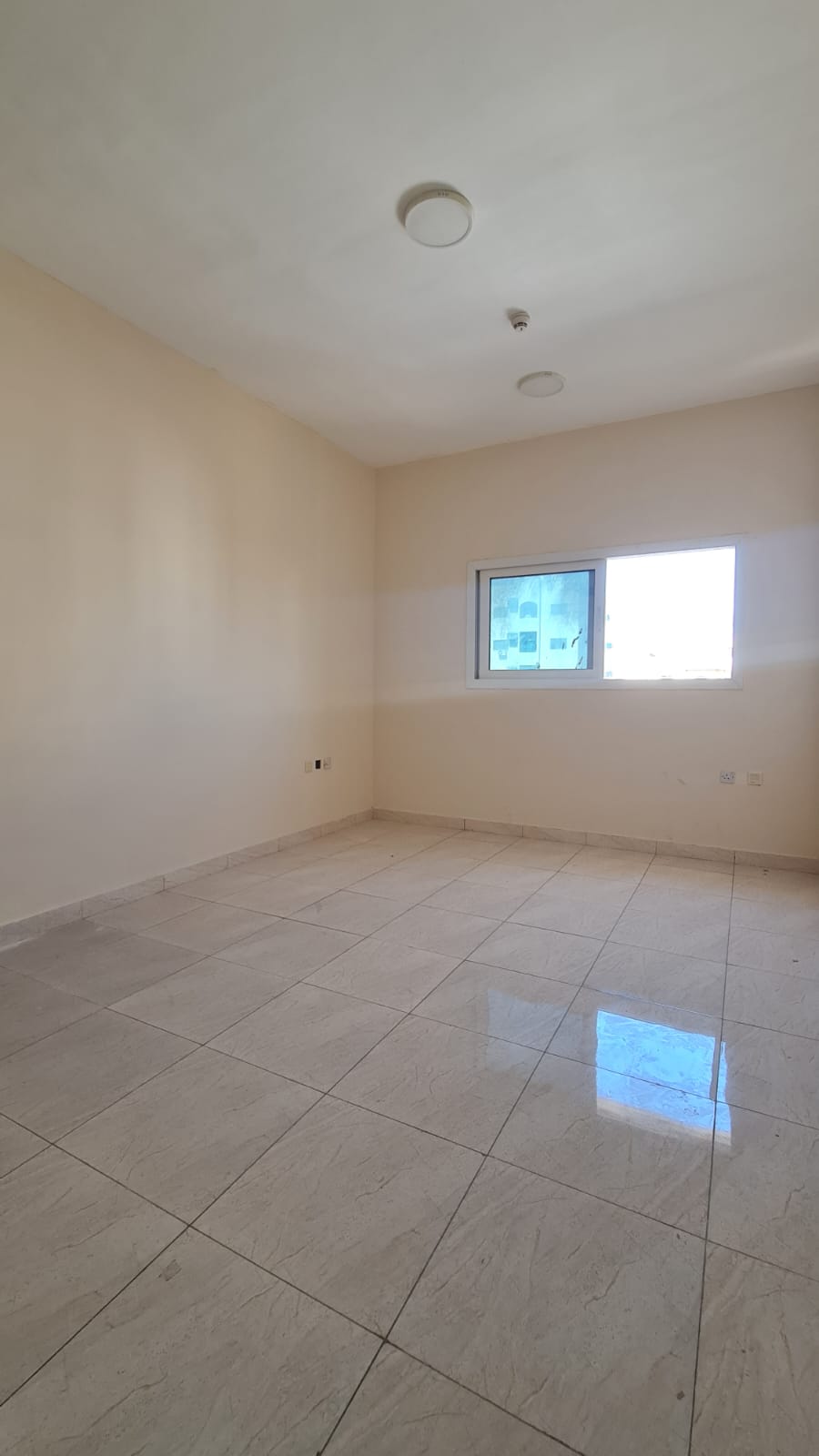 Special Offer in Al Nabba – 1BR with Split AC