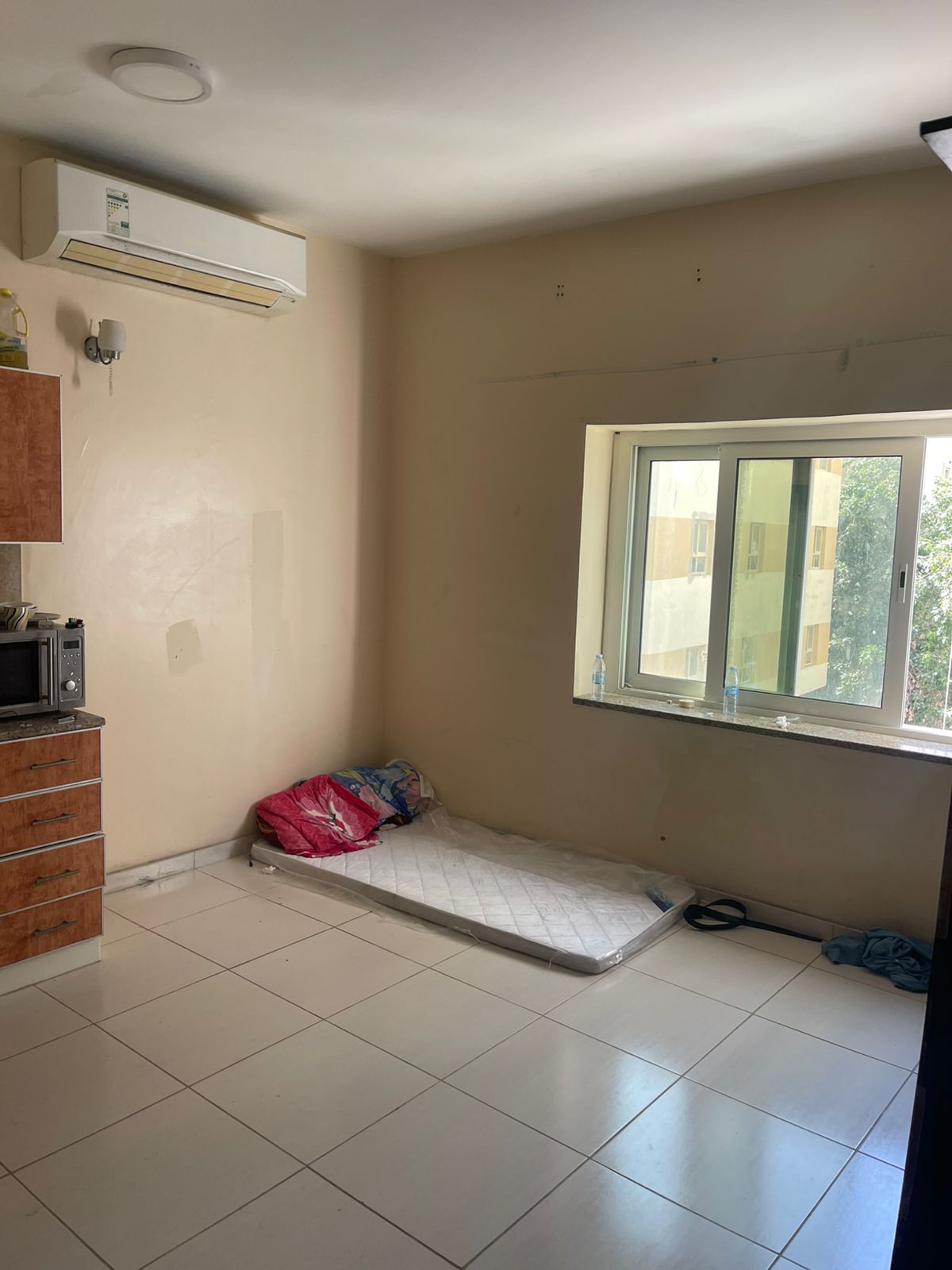 Studio for Rent in Al Nabaa Central air conditioning Quiet and suitable location for living