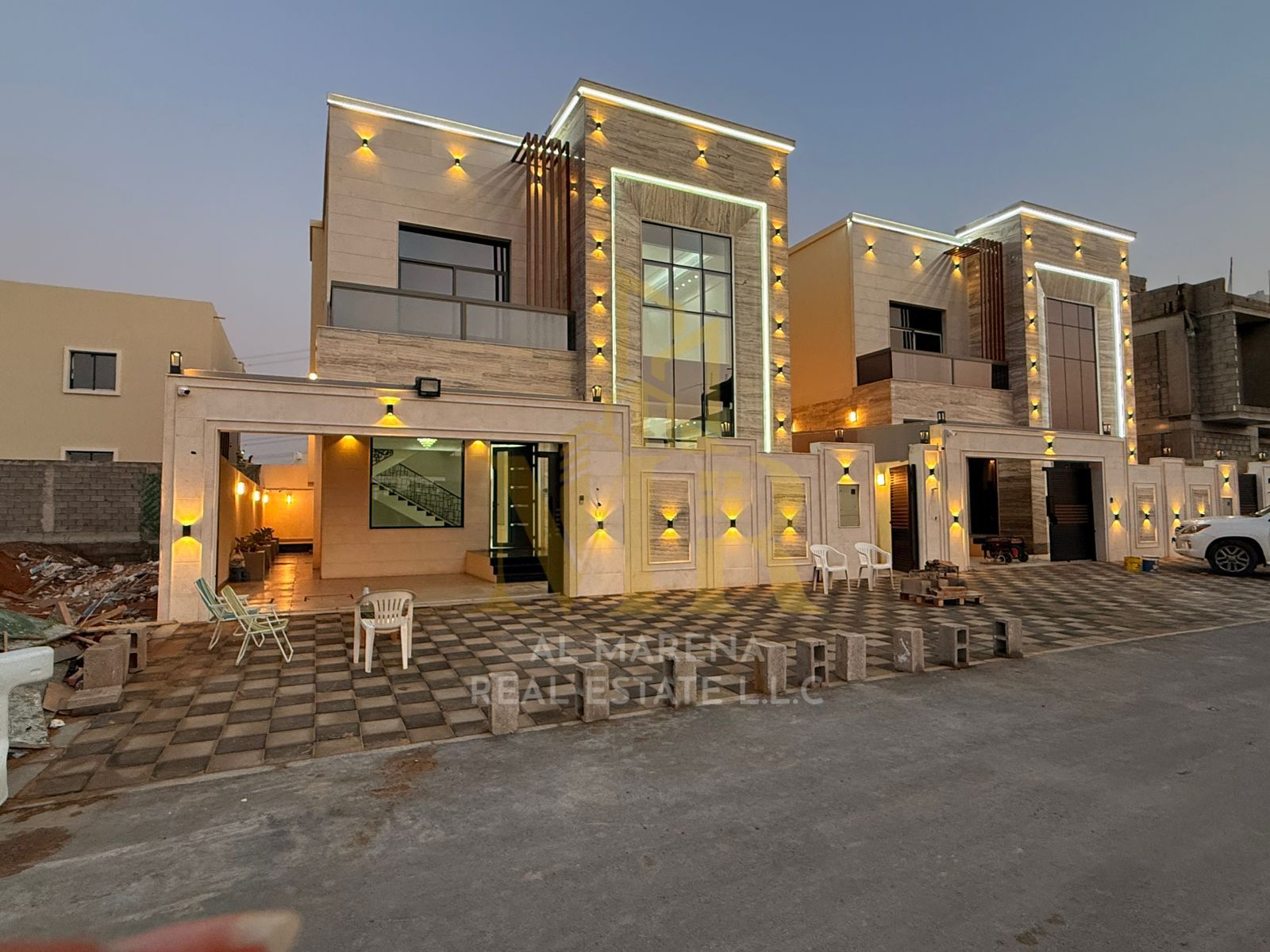 Villa de luxe à vendre à Al Helio 2 – Ajman | 5 suites parentales | Frais d'enregistrement inclus