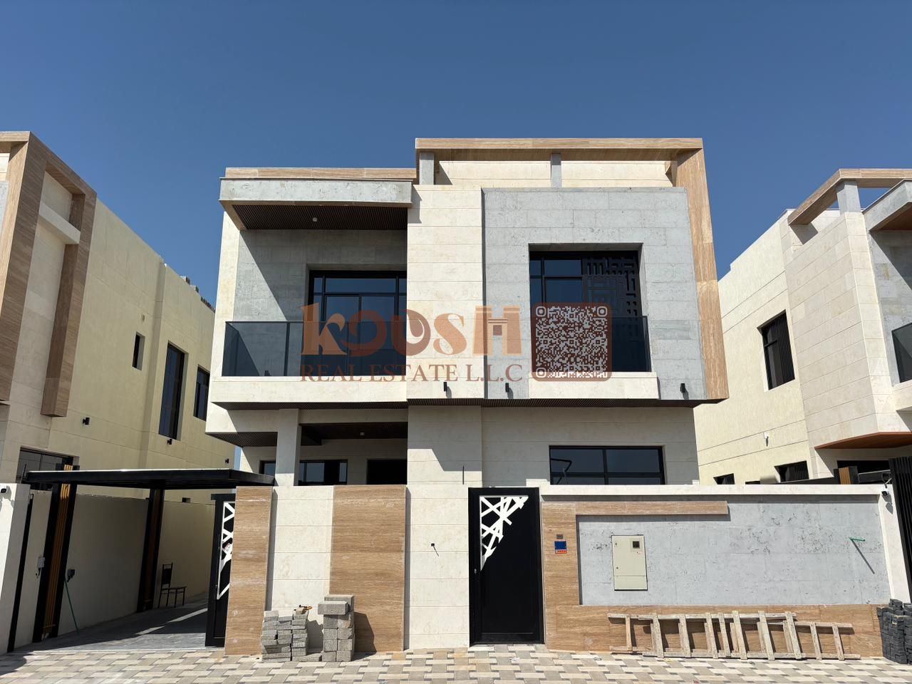luxry Villa for sale in Ajman Al Yasmeen, 5 bedrooms