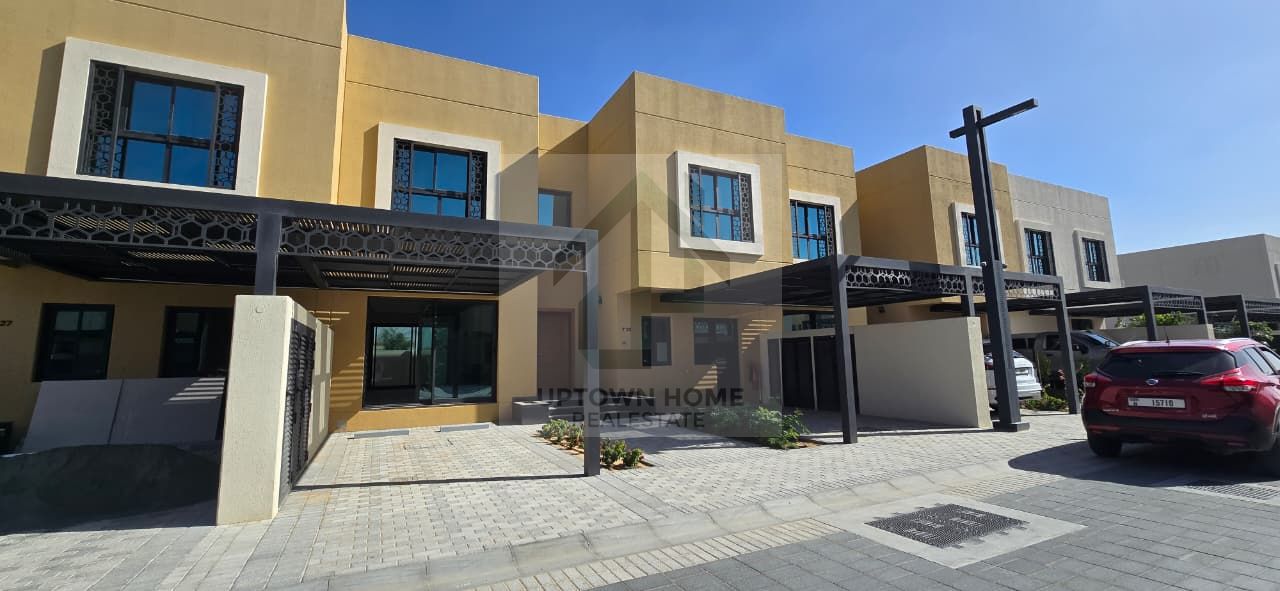 Exceptional 4-Bedroom With Majlis Villa for Sale