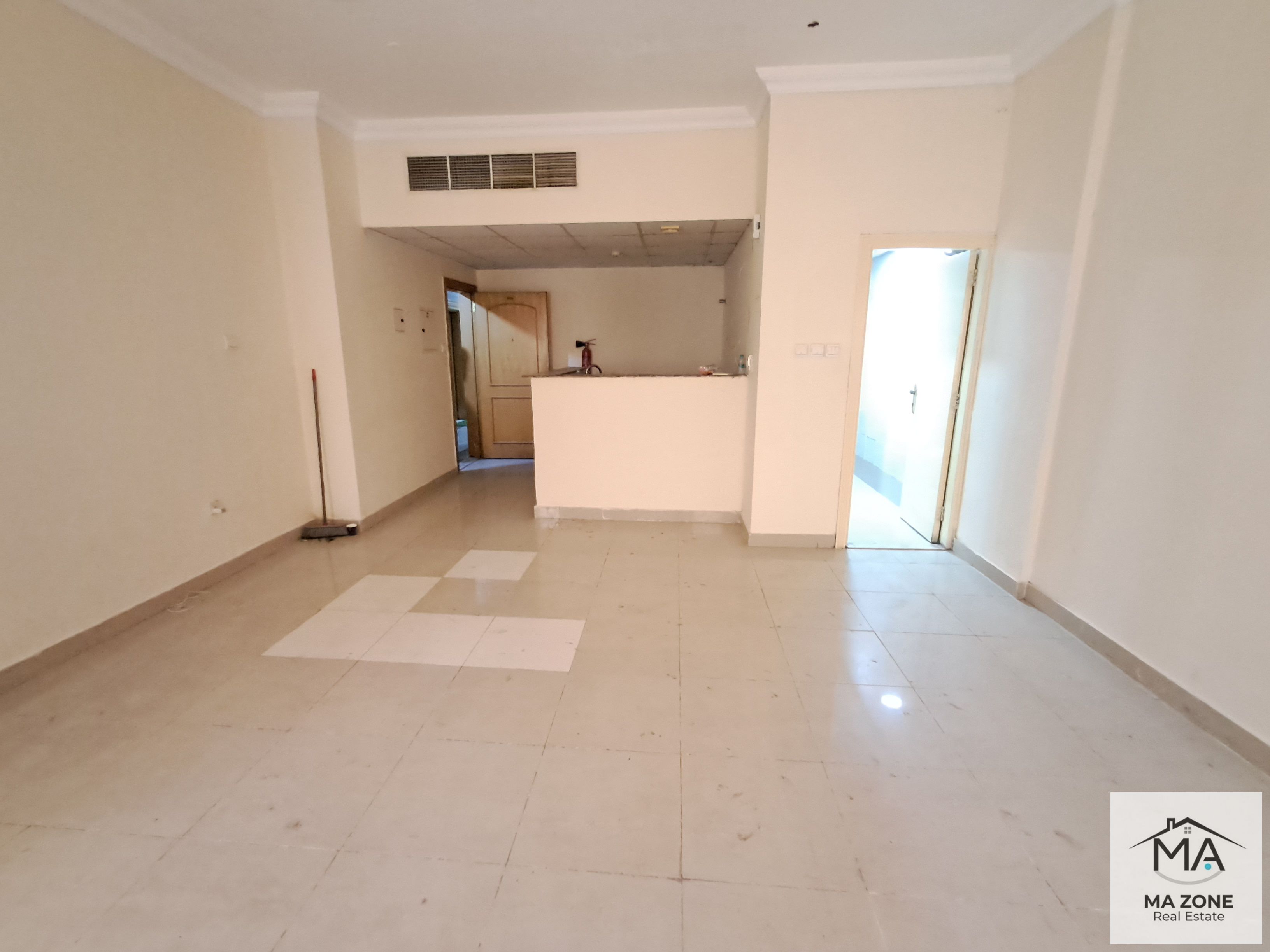 Spacious Studio Apartment Prime Location In Muwaileh, Your dream Home Awaits
