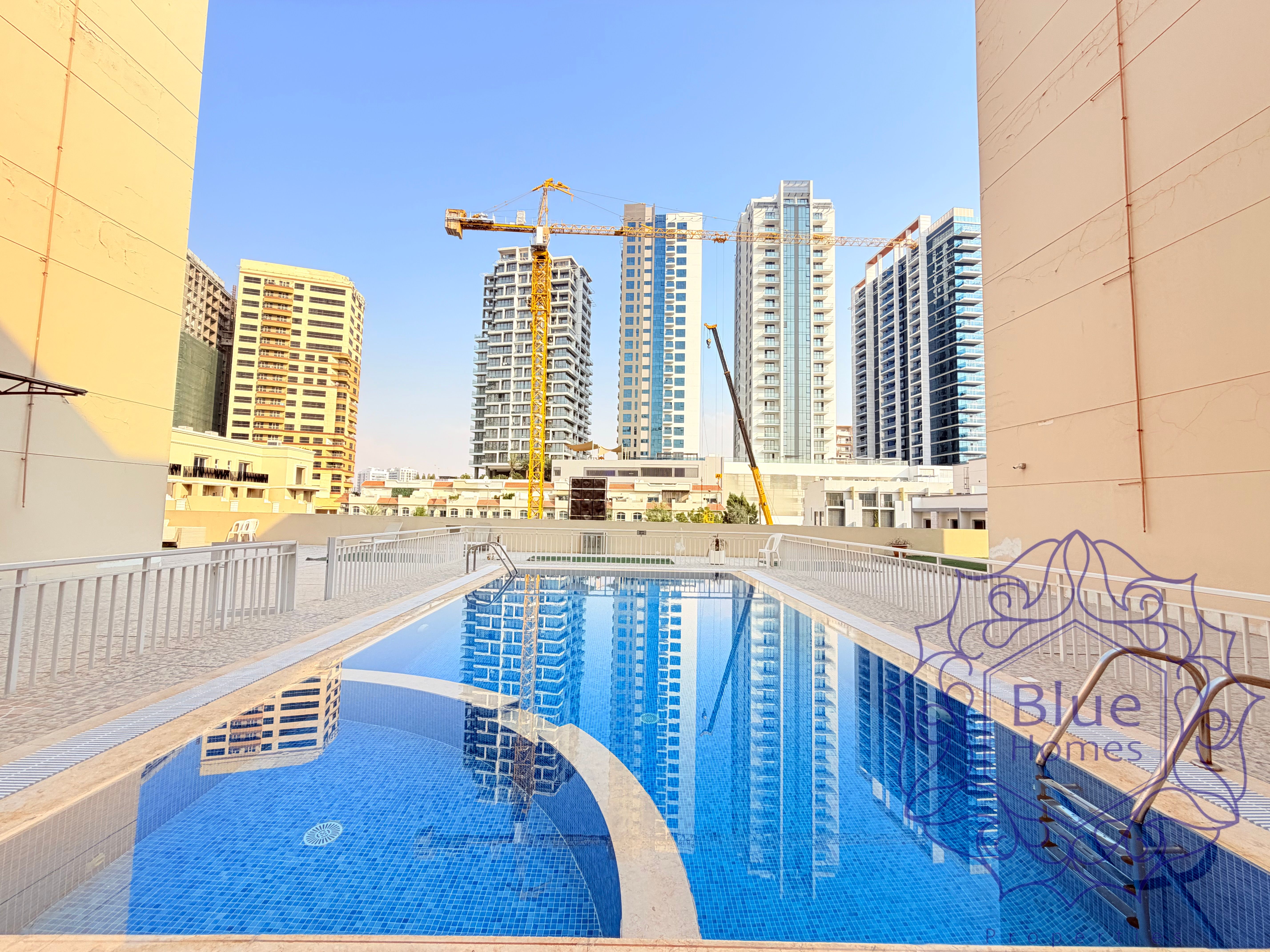 Spacious 2BR / double balcony/ open view