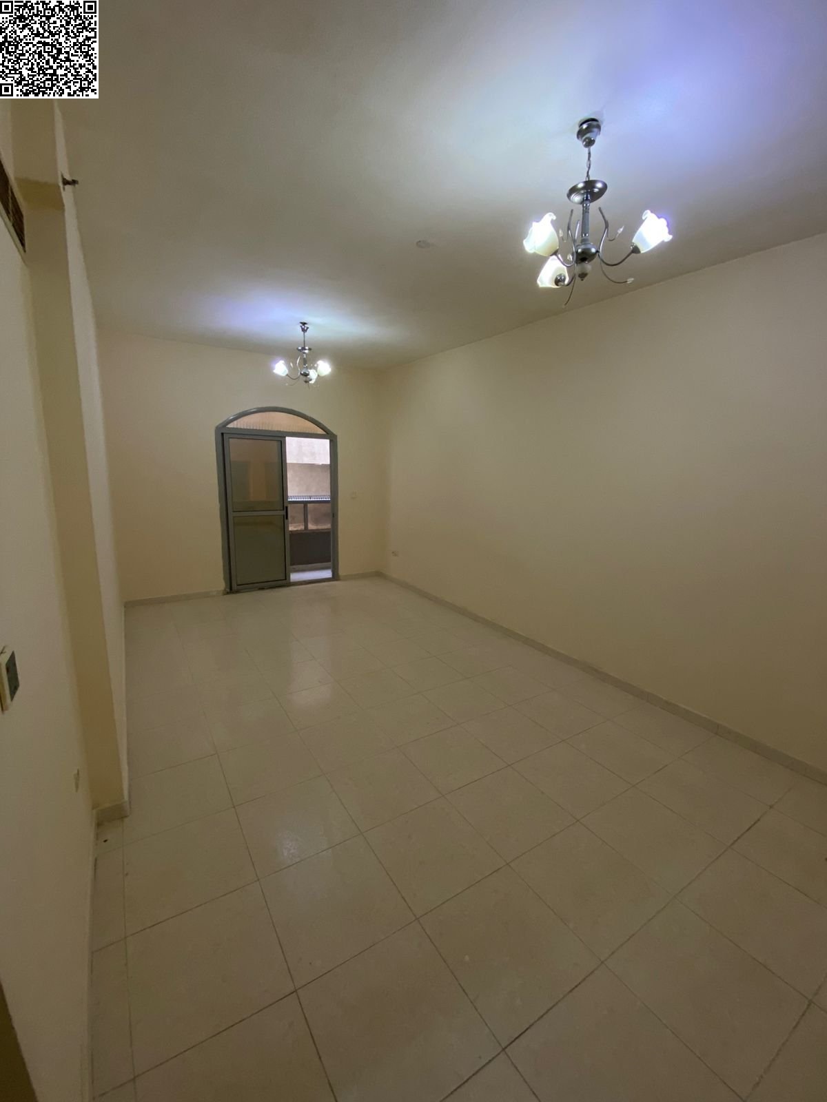 One-bedroom apartments for annual rent opposite Al-Hikma School with parking inside the tower (Take advantage of the opportunity and book now)