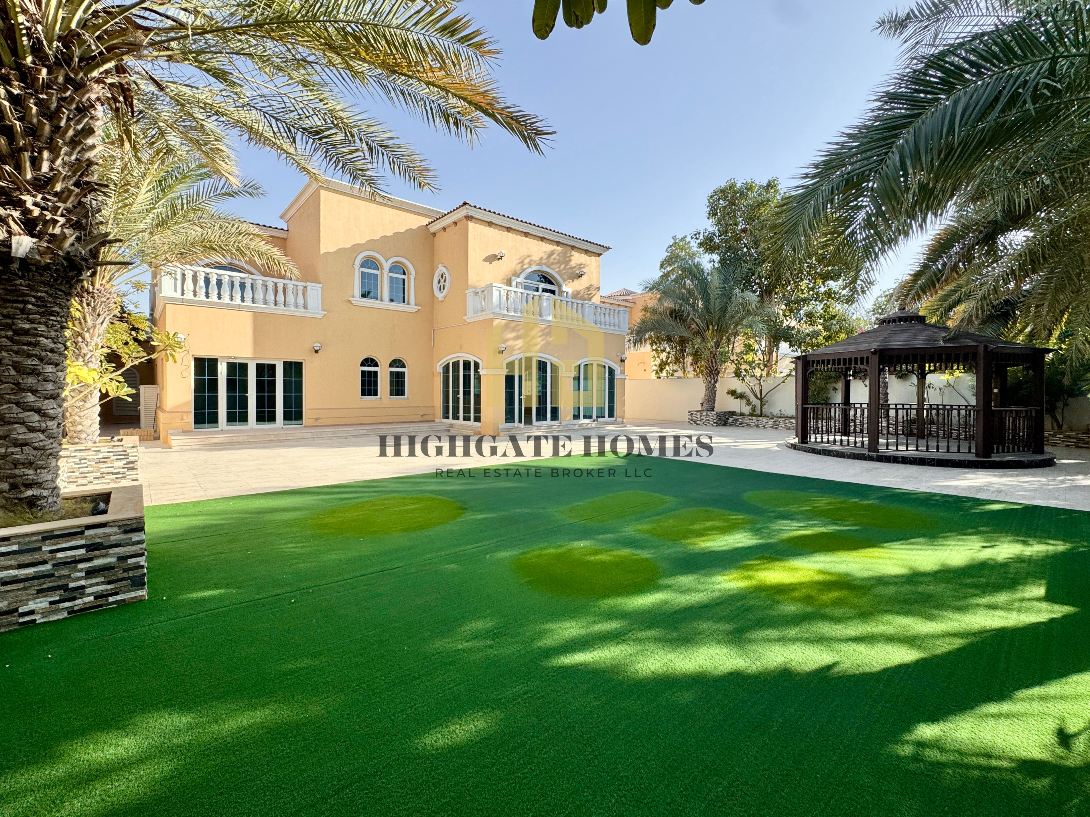 Exquisitely Upgraded | HUGE Plot| 10,000 Sqft
