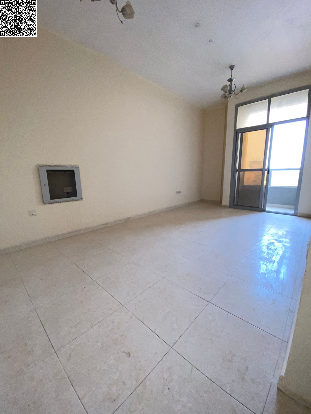 TOW-bedroom apartments for annual rent opposite Al-Hikma School with parking inside the tower (Take advantage of the opportunity and book now)