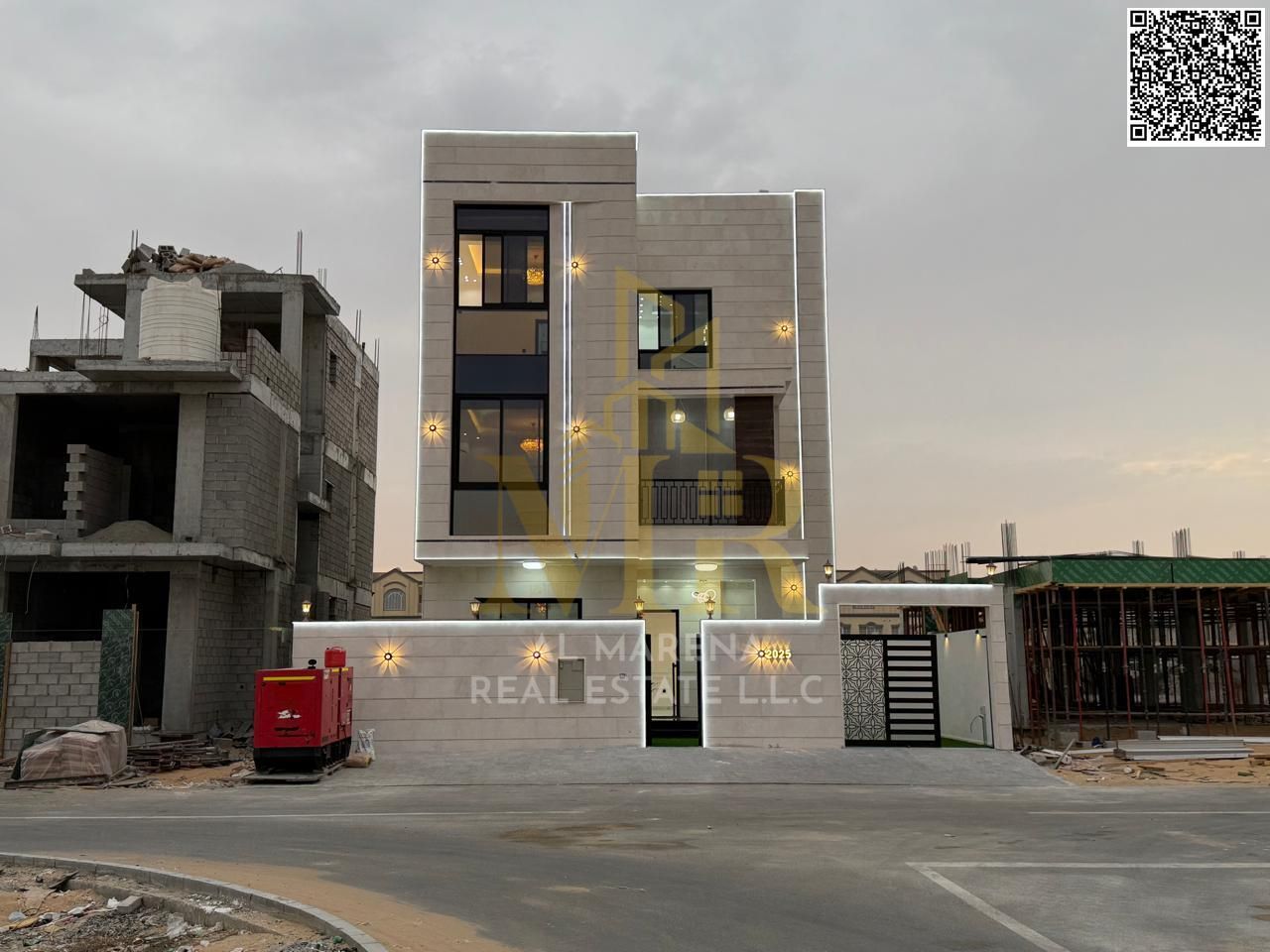 Freehold ownership for all nationalities, directly from the owner, price includes electricity, water, and air conditioning.