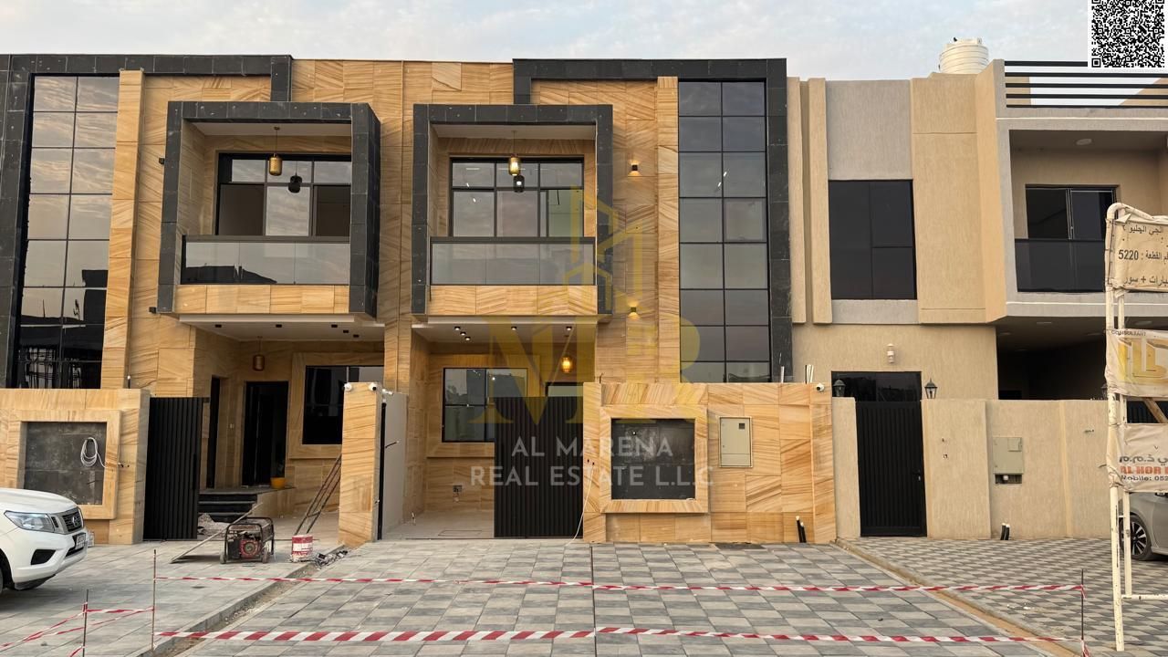 Villa for rent – Al-Haliyo 2 | First occupant | 5 master bedrooms + Majlis + Living room + Maid's room + Main and preparation kitchen | Carport and