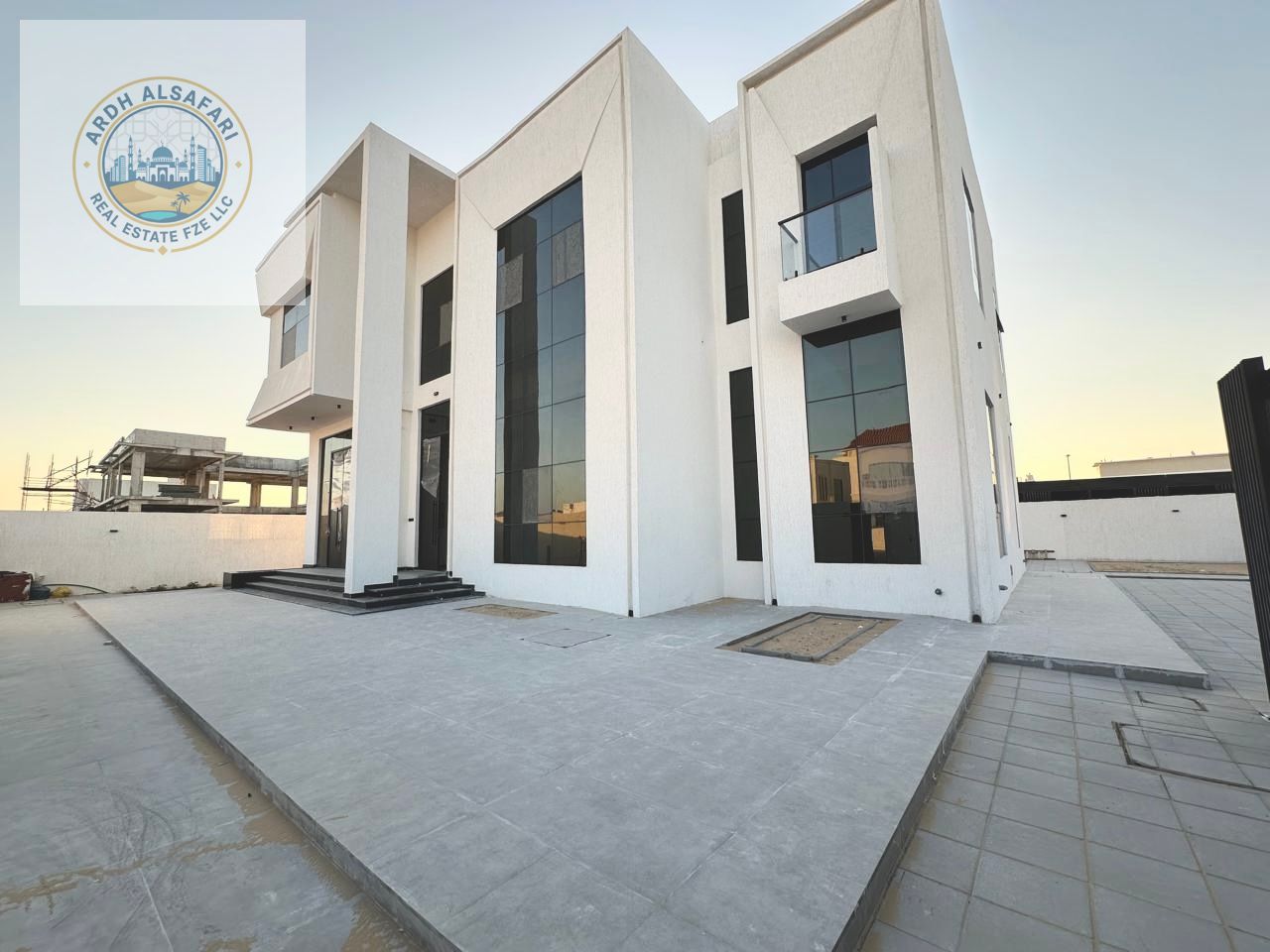 LUXURY 5 BEDROOM VILLA FOR SALE IN AL HOSHI Sharjah