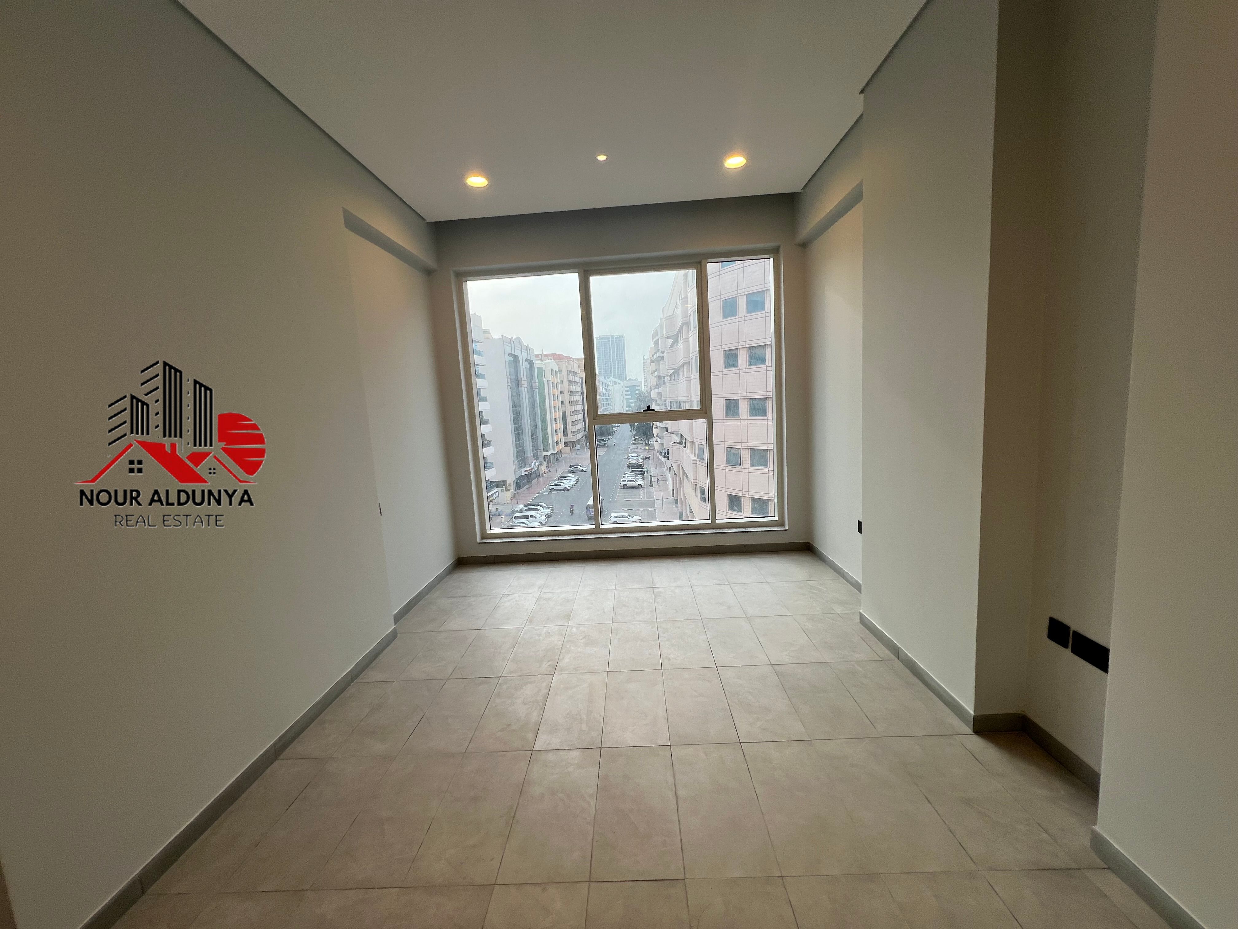CLOSE TO METRO. AFFORDABLE PRICE. 880sqft OFFICE AVAILABLE BOOK NOW. ||