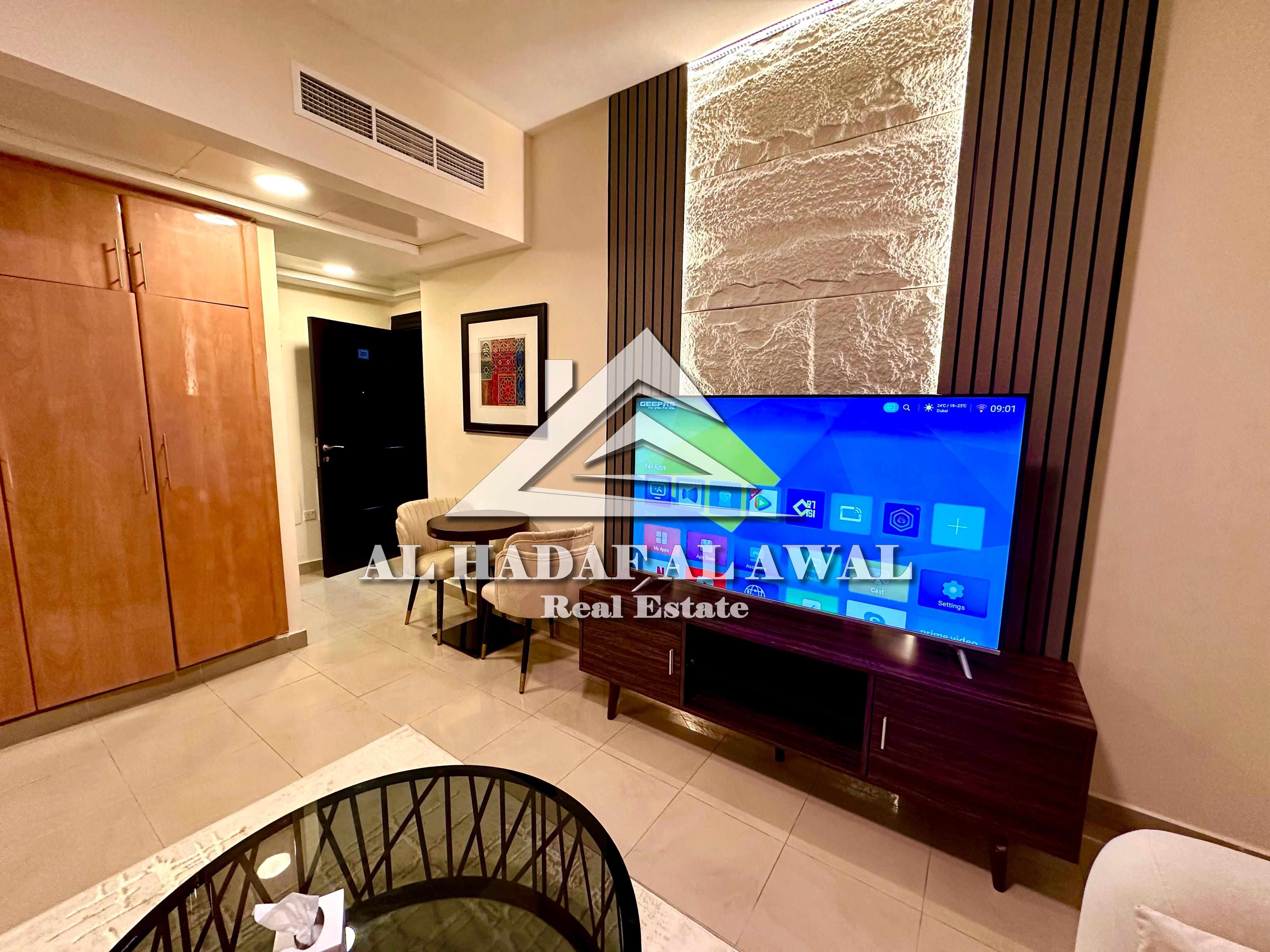 A room and a living hall with distinctive furnishings for monthly rent in the almjaz3 area.