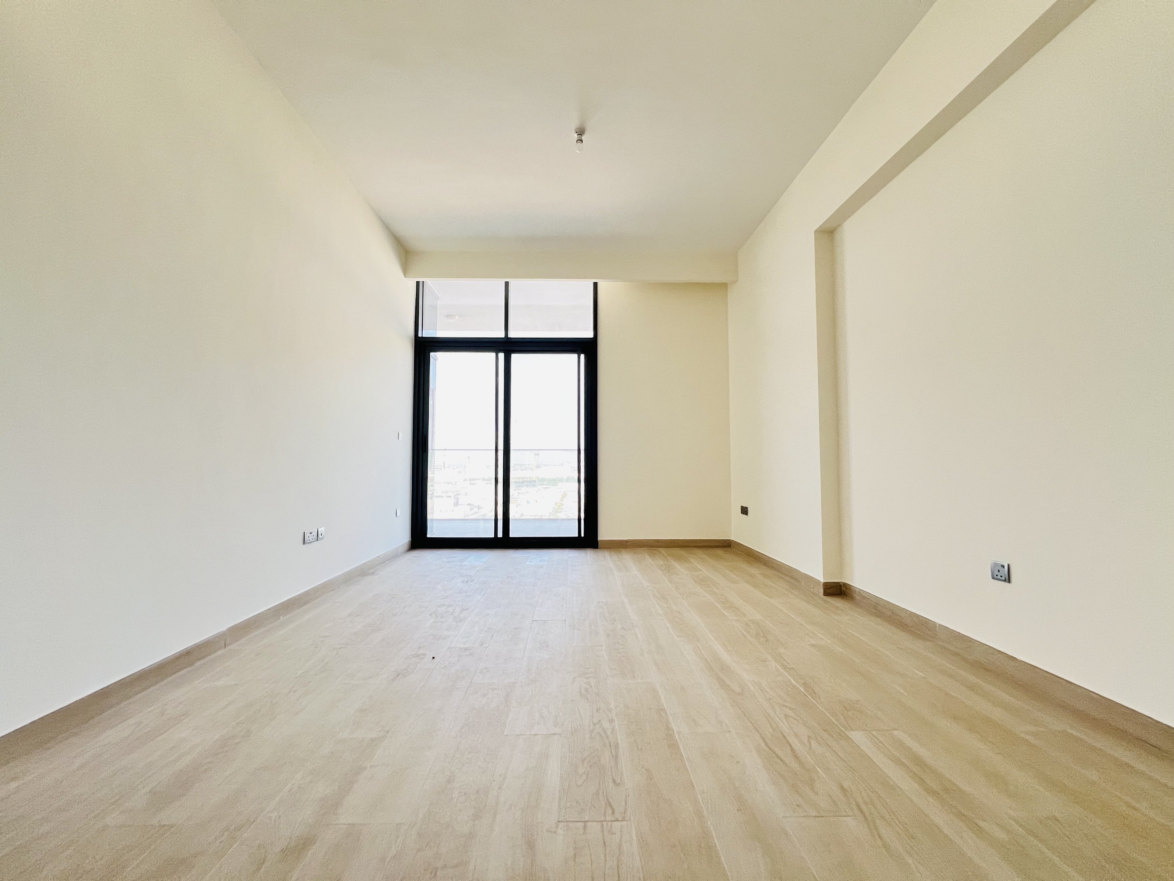 Burj Kahlifa View // AC Free // Huge Size 2-bhk Just 140k Rent With Kitchen Appliances