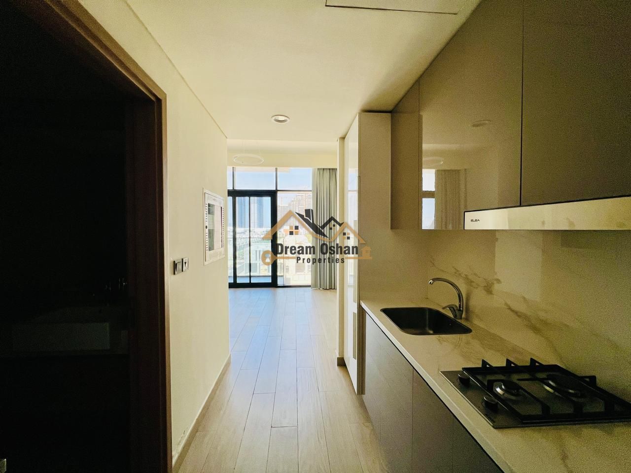 Stunning View - Bright Unit | Modern Style