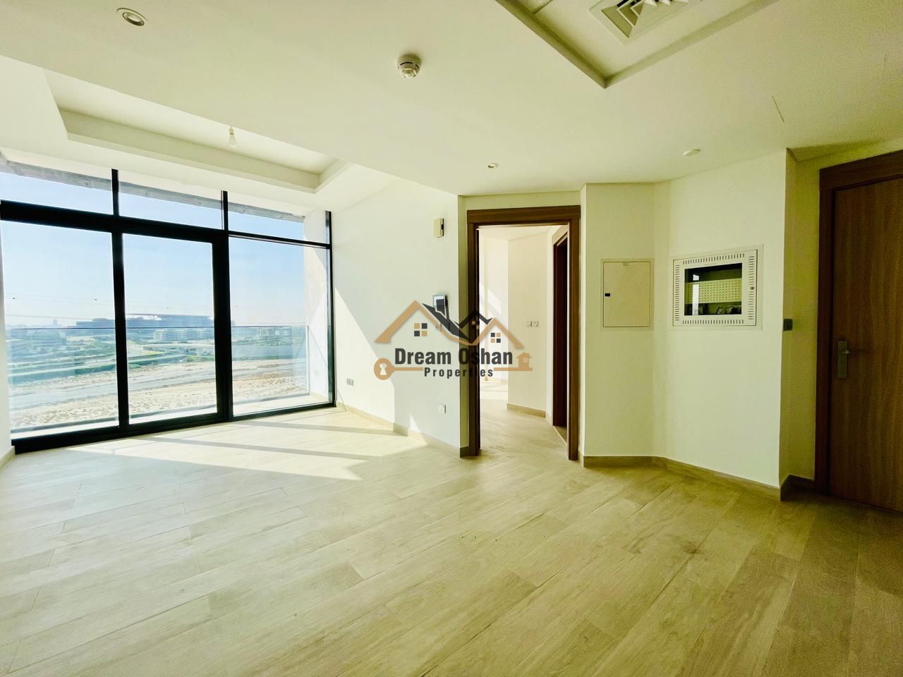 Stunning View - Bright Unit | Modern Style