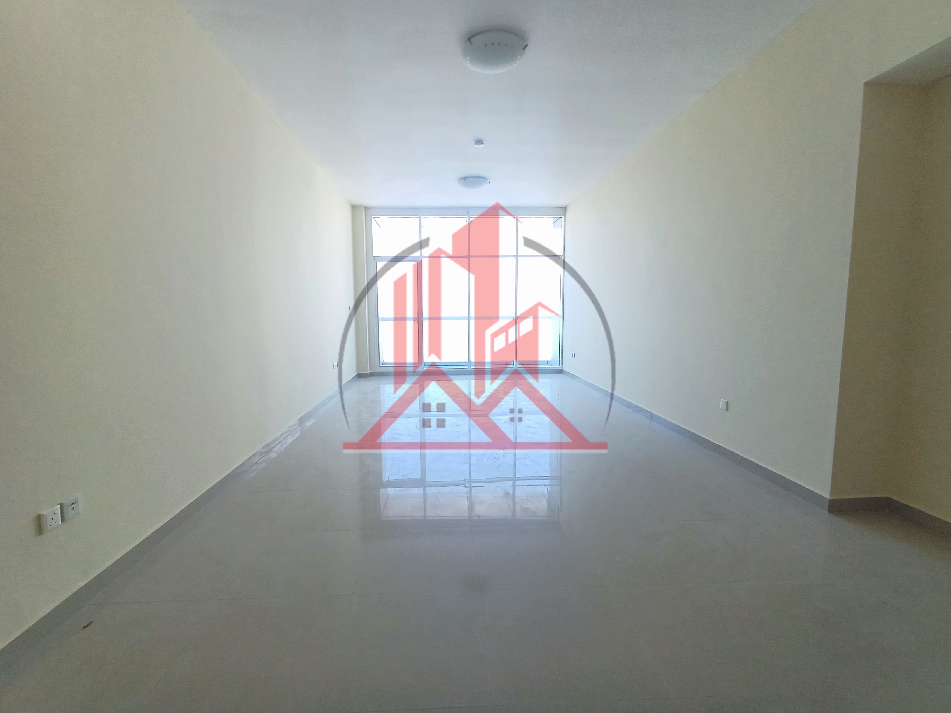 Luxury Faimly Living 3BHK With Balcony Wardrobes Master Bedroom All Amenities Free Parking