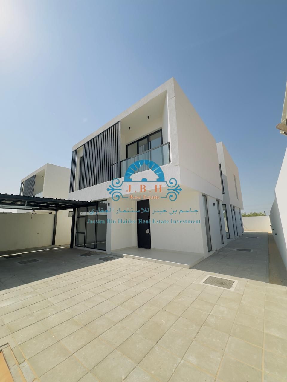 Luxury villa for sale in Basateen Al Zubair area