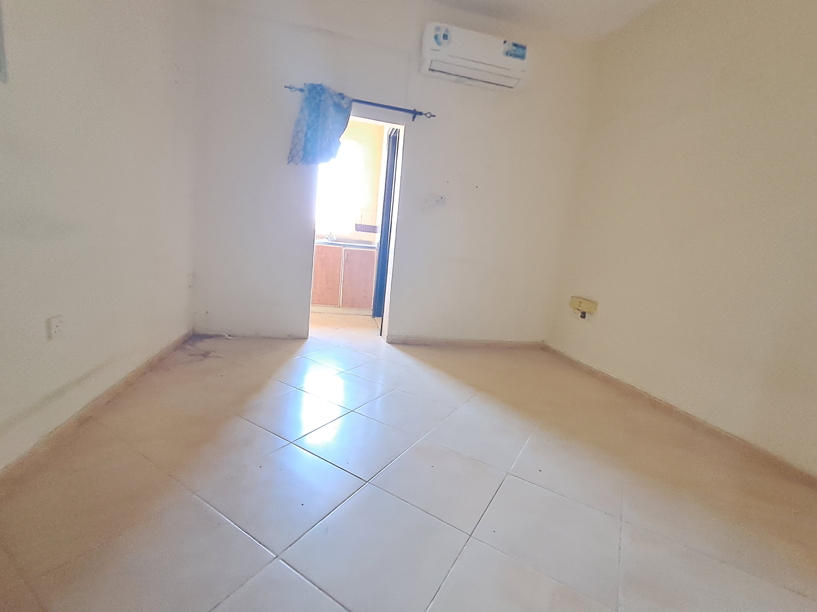 Limited offer studio with saprt kitchen 20k available