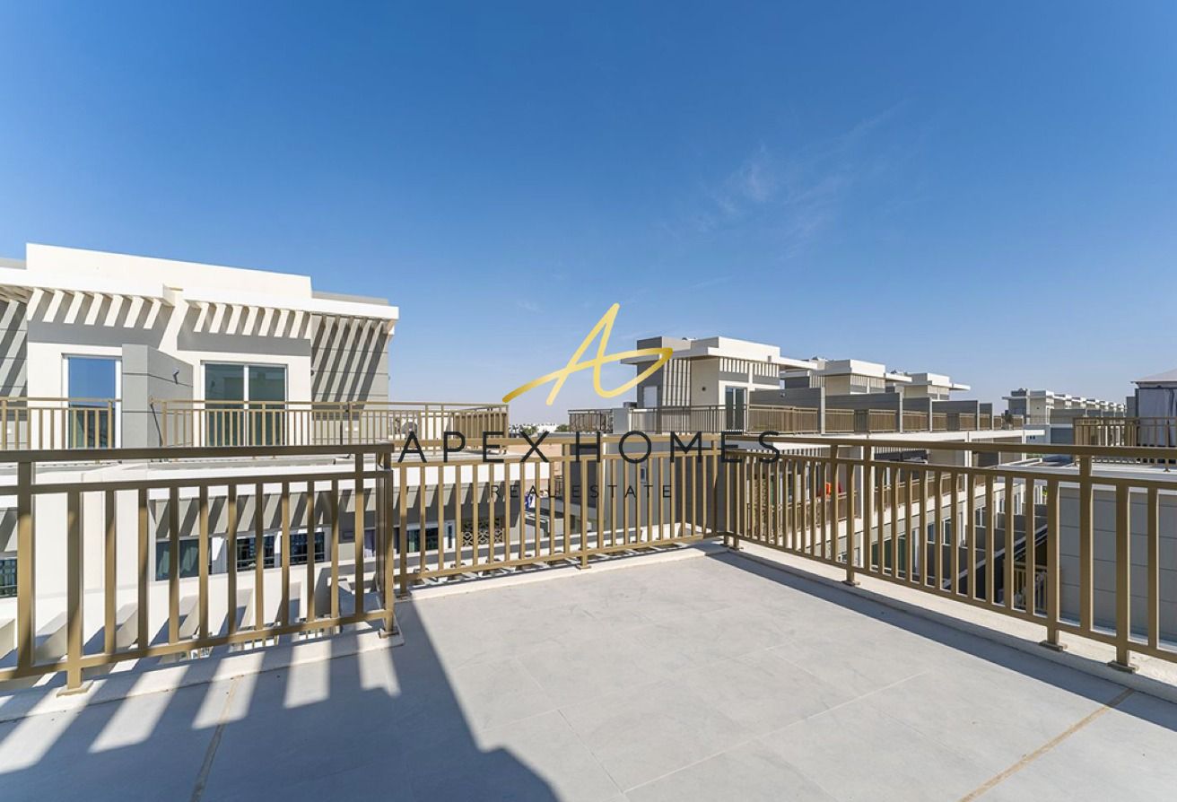 Big Plot | Unfurnished | Vacant