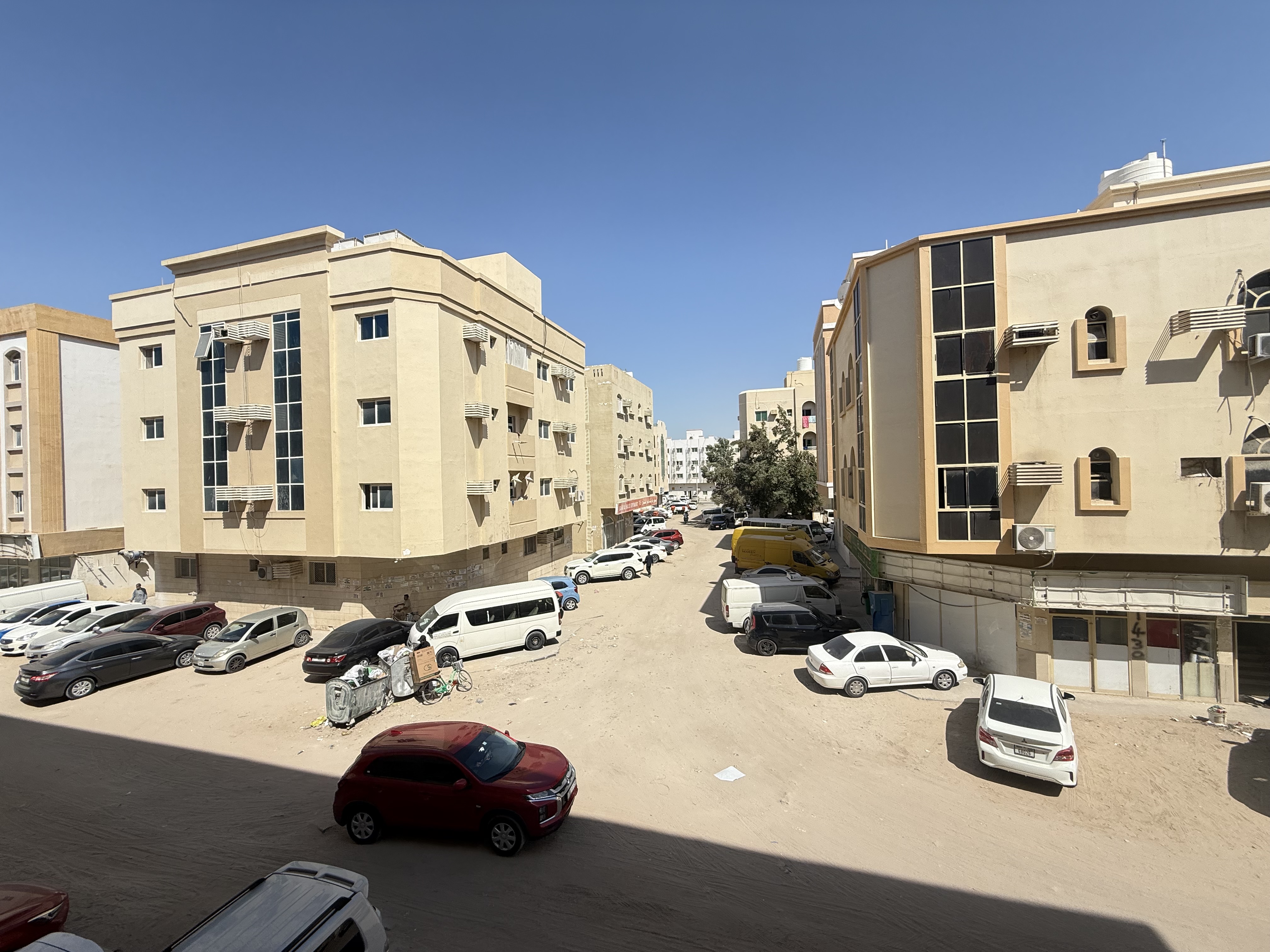 Luxury studio close galaxy super market Muwaileh Sharjah