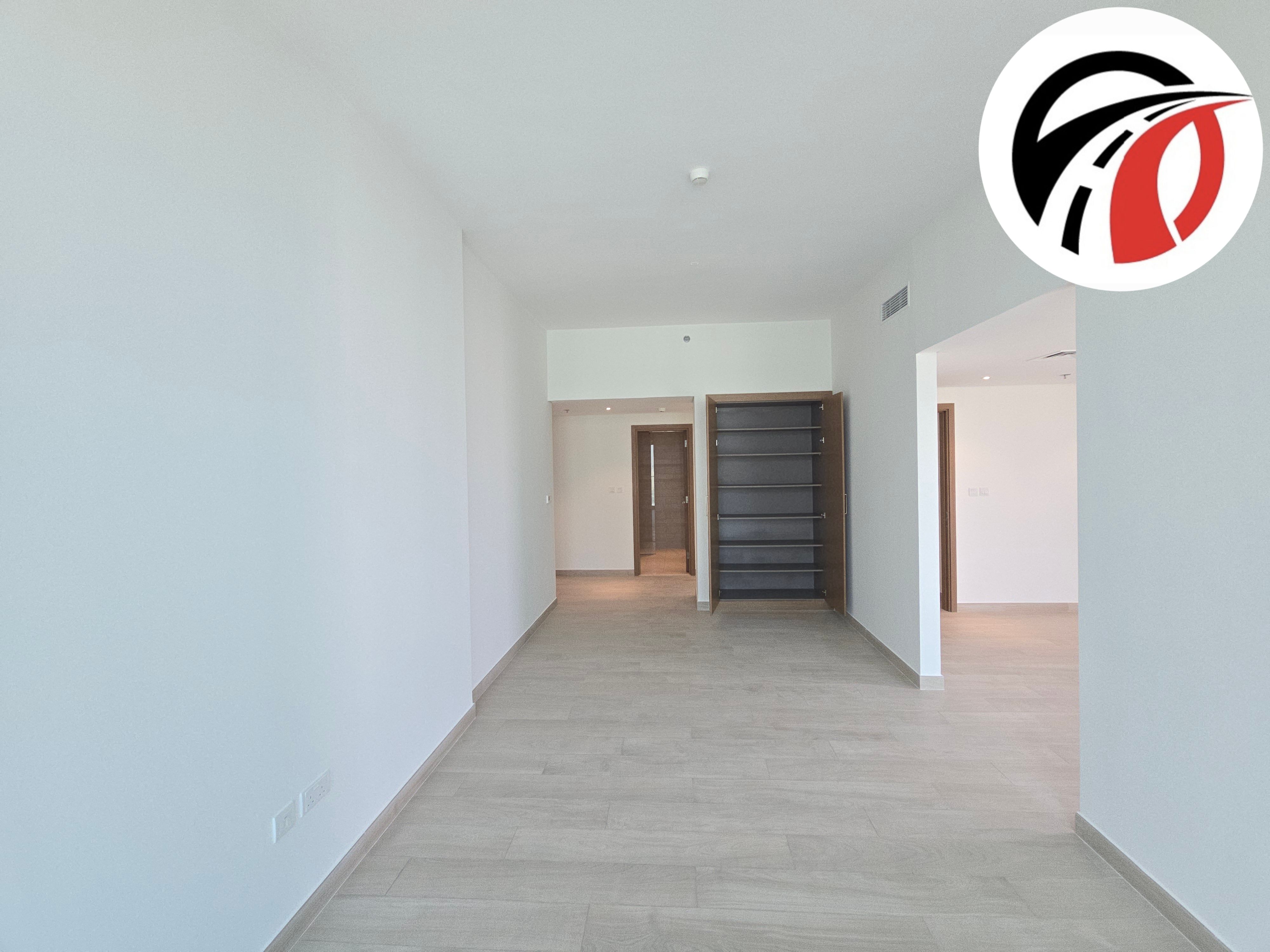 Burj Khalifa & creek view | High floor | Hot offer