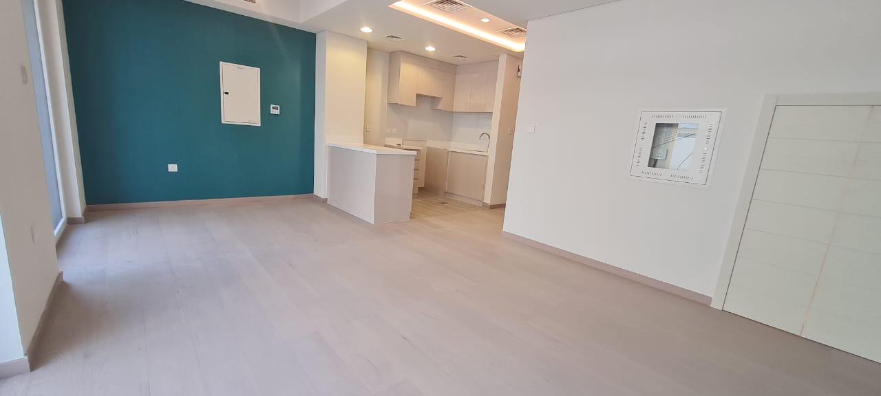 VANCAT RENT TH 3 BHK WITH ROOF TOP JUST CAVILI DAMAC HILLS 2