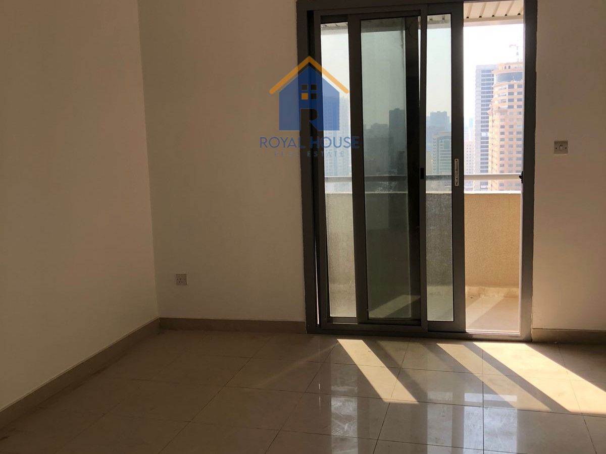 For sale: One bedroom and living room with parking space, open view of Al Majaz Park