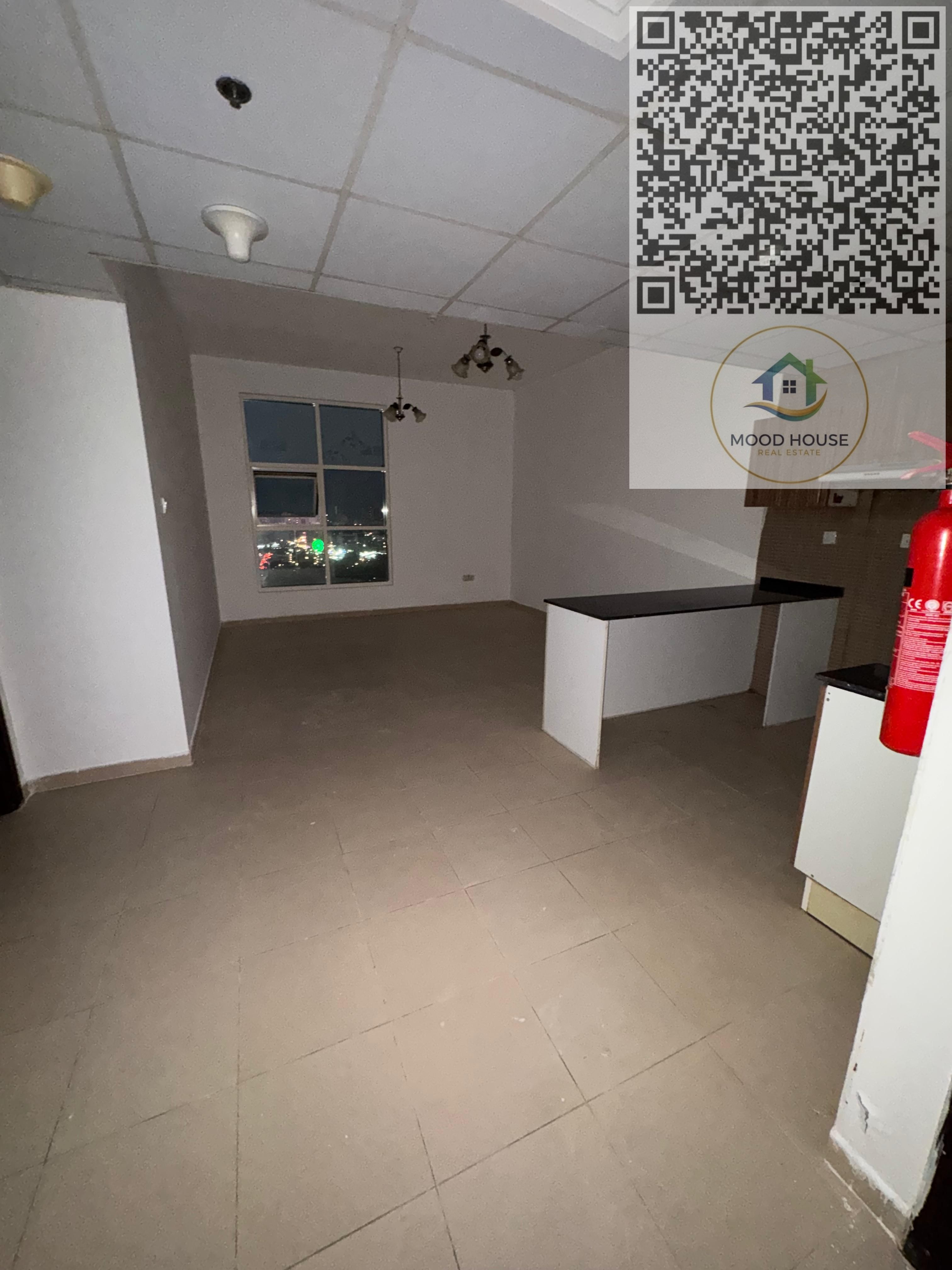 1BHK Apartment for Sale – Ready to Move In A vacant apartment available for immediate handover, with a convenient payment structure and private par