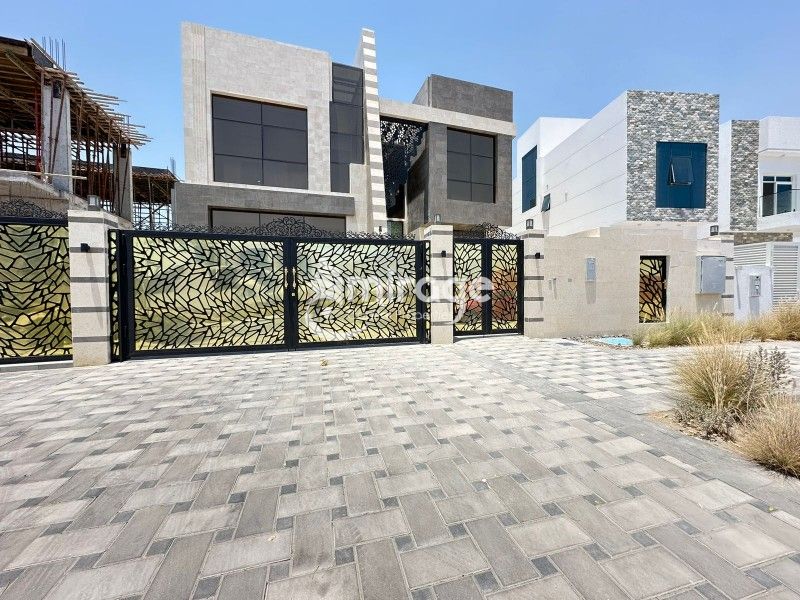 Rent in Yas | 4BR Redwood | Premium Location