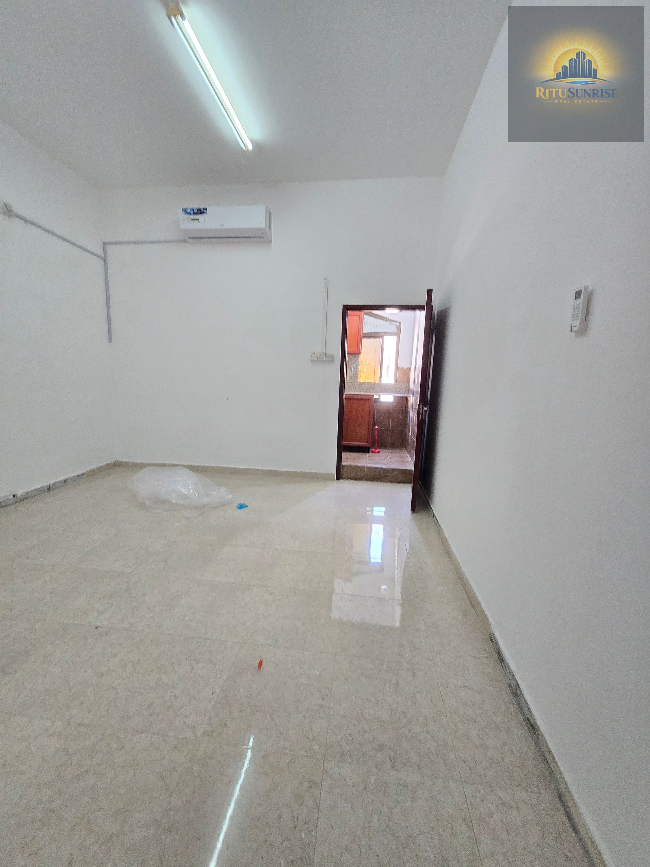 NICE STUDIO APARTMENT AVAILABLE AT NAJDA BACKSIDE BURJEEL HOSPITAL READY TO MOVE
