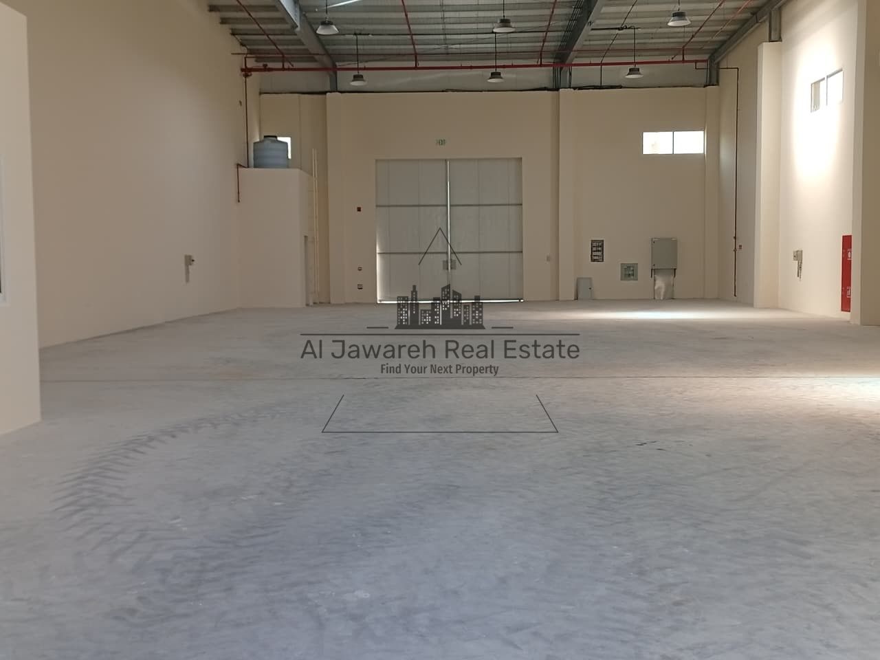 Warehouse for Annual Rent in Umm Al Quwain Property Code: 3138 A great opportunity to rent a spacious and well-equipped warehouse in Umm Al Quwain,