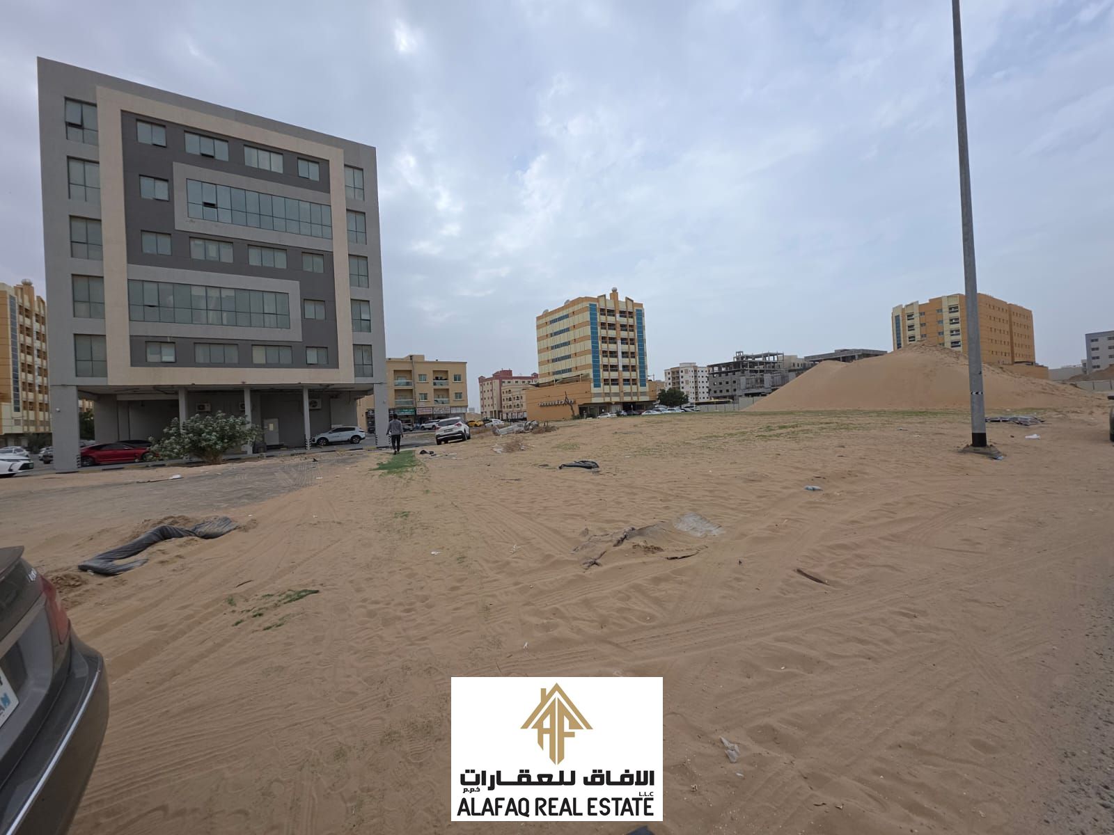 For sale: a prime plot of land in Al Jurf 1 area Ajman, 625 square meters, residential and commercial classification, ground plus six-floor building p