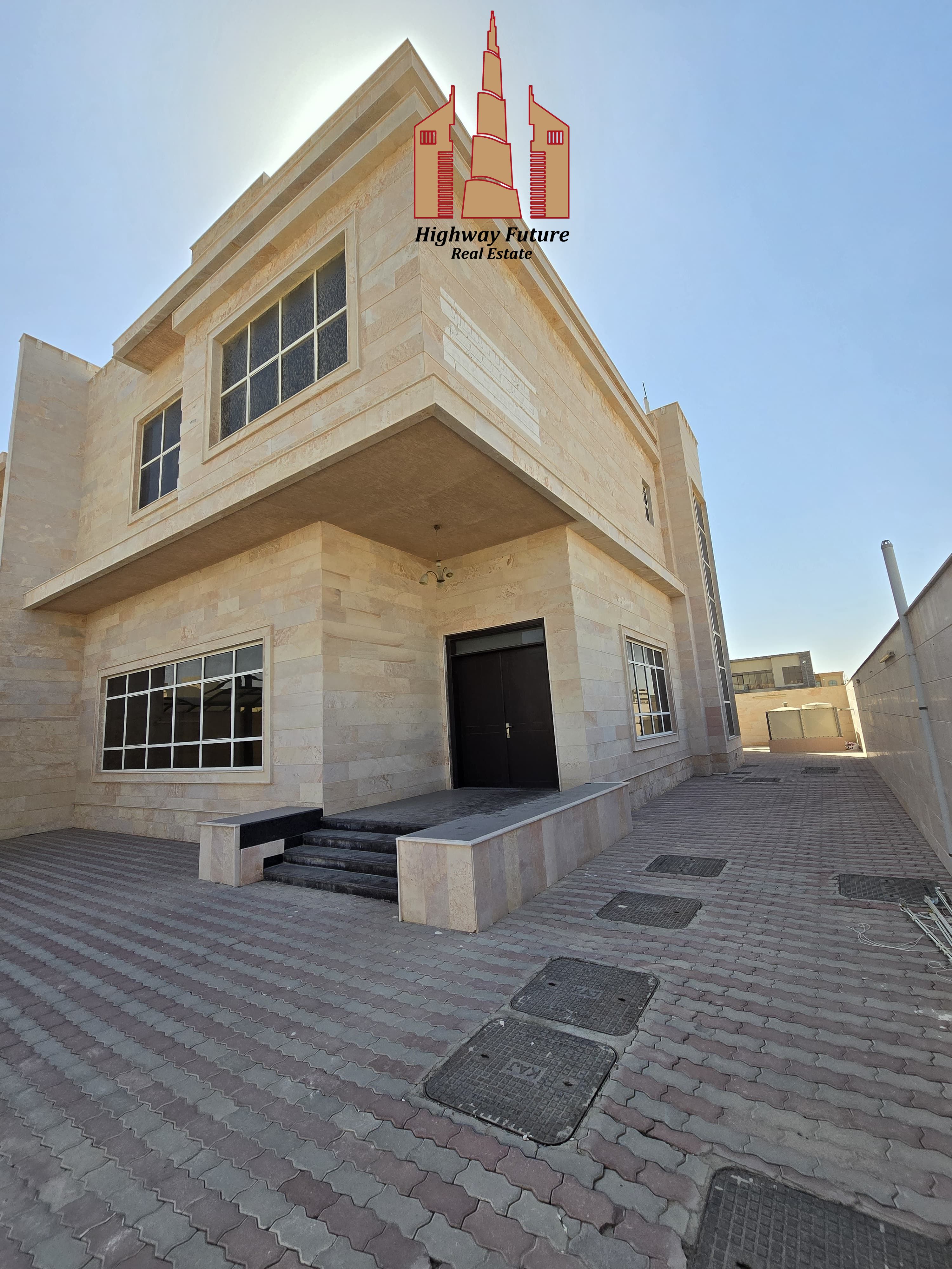 4BEDROOMS,ALL MASTER ROOM,2 BIG HALL, MAID ROOM, BIG KITCHEN CENTRAL AC,PARKING YARD,LAUNDRY AREA,HOSHI AREA,RENT 150K ONLY.