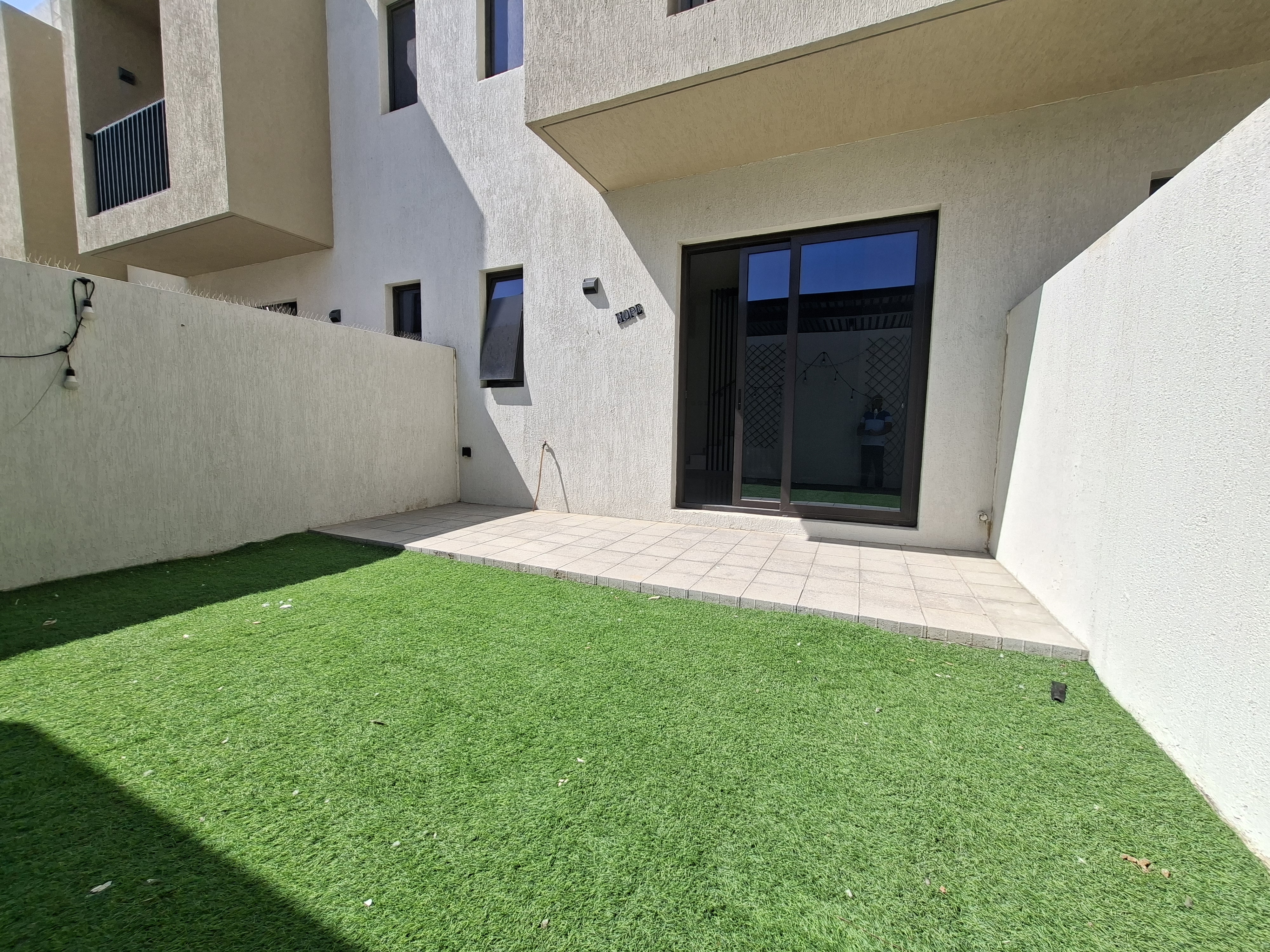 Ready to move 2b townhouse for rent Nasma residence sharjah
