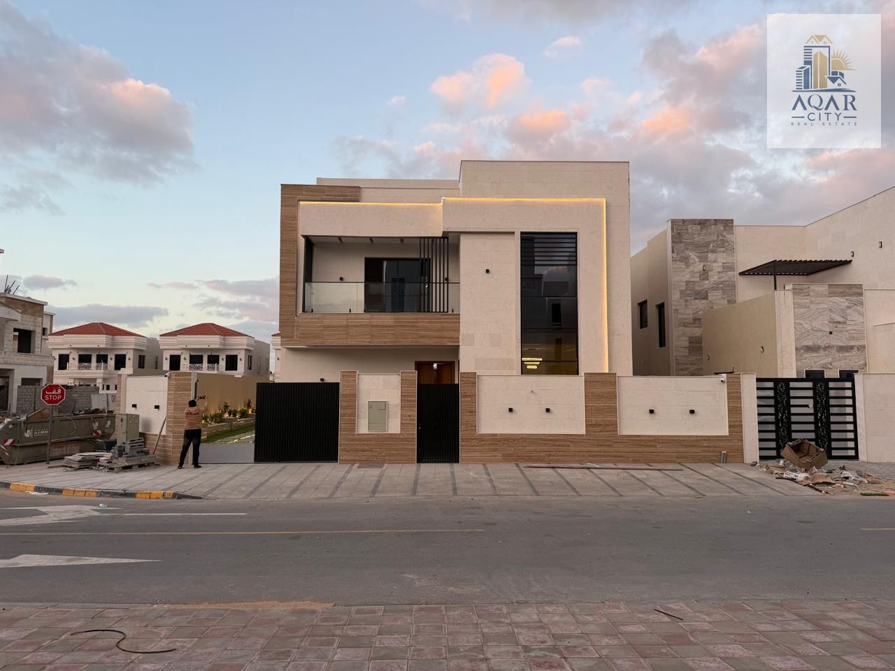 Villa for sale in Al Zahia, close to all services, at an excellent price.