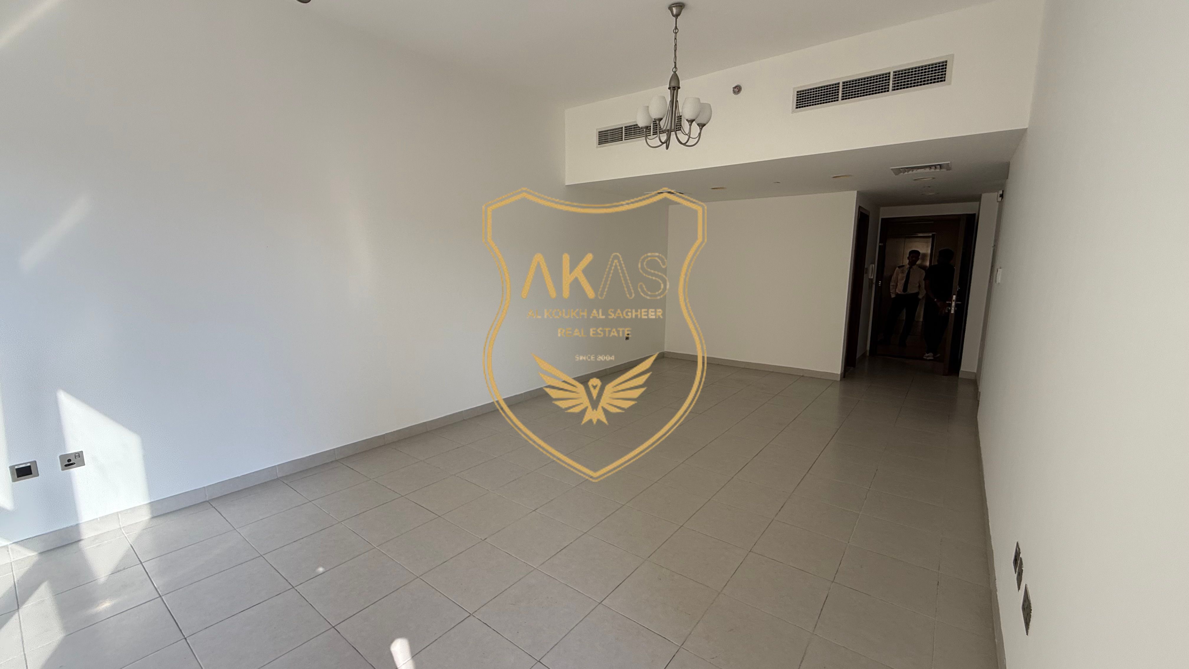SPACIOUS APARTMENTS WITH BALCONY ON PRIME LOCATION WITH GYM