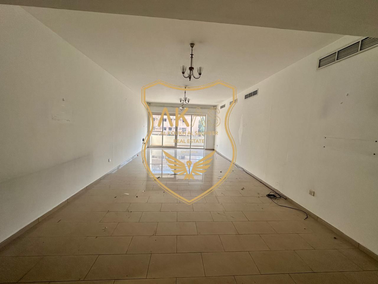 Chiller free | Famiy Luxury Apartment | With Miad Room+ Front View