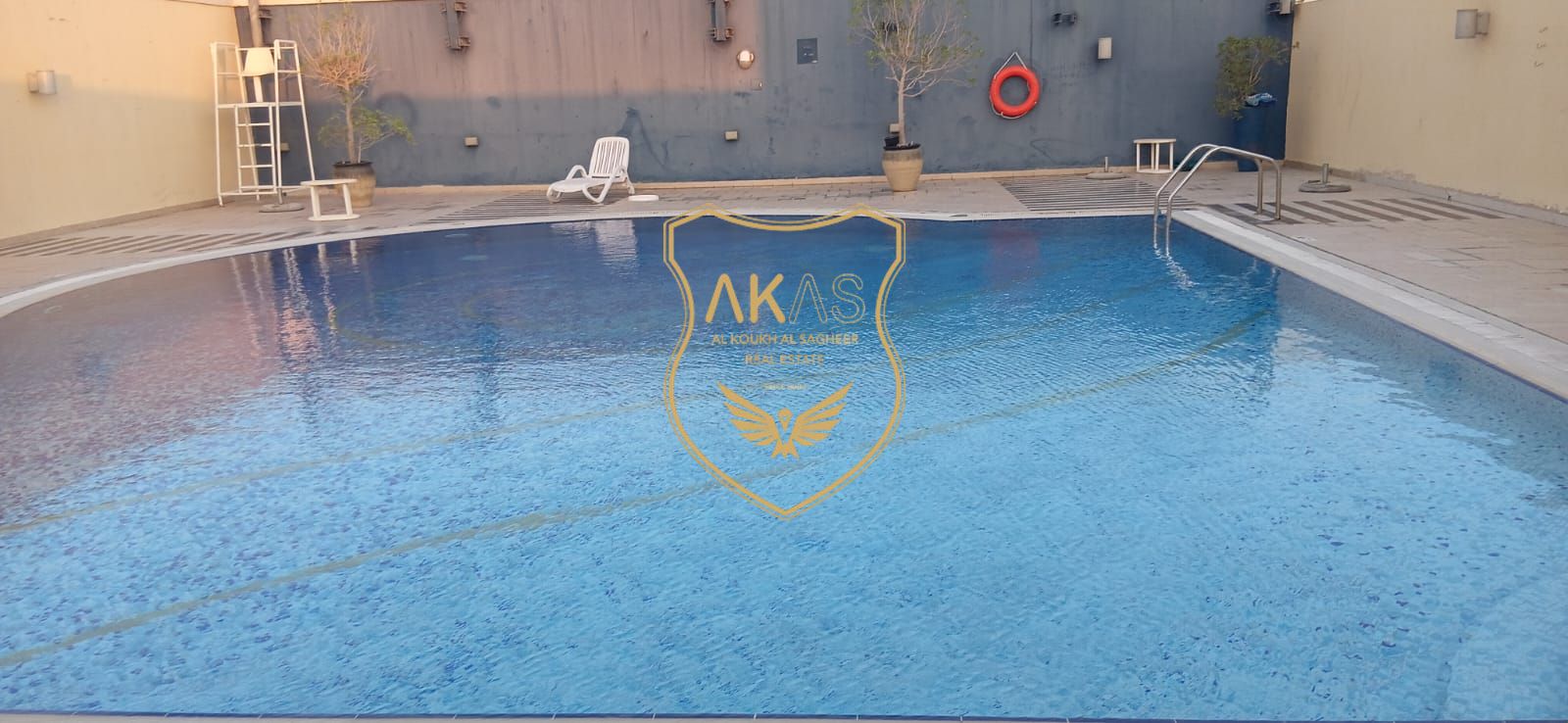 CHILLER 1BHK WITH GYM SWIMMING POOL FOR FAMILY WALKING DISTANCE TO METRO