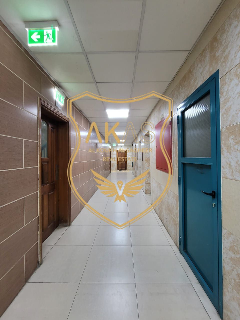 AC FRE/ AVAILABLE OFFICE FOR RENT/ 1063 SQFT AREA VERY CLOSE TO BUS STOP