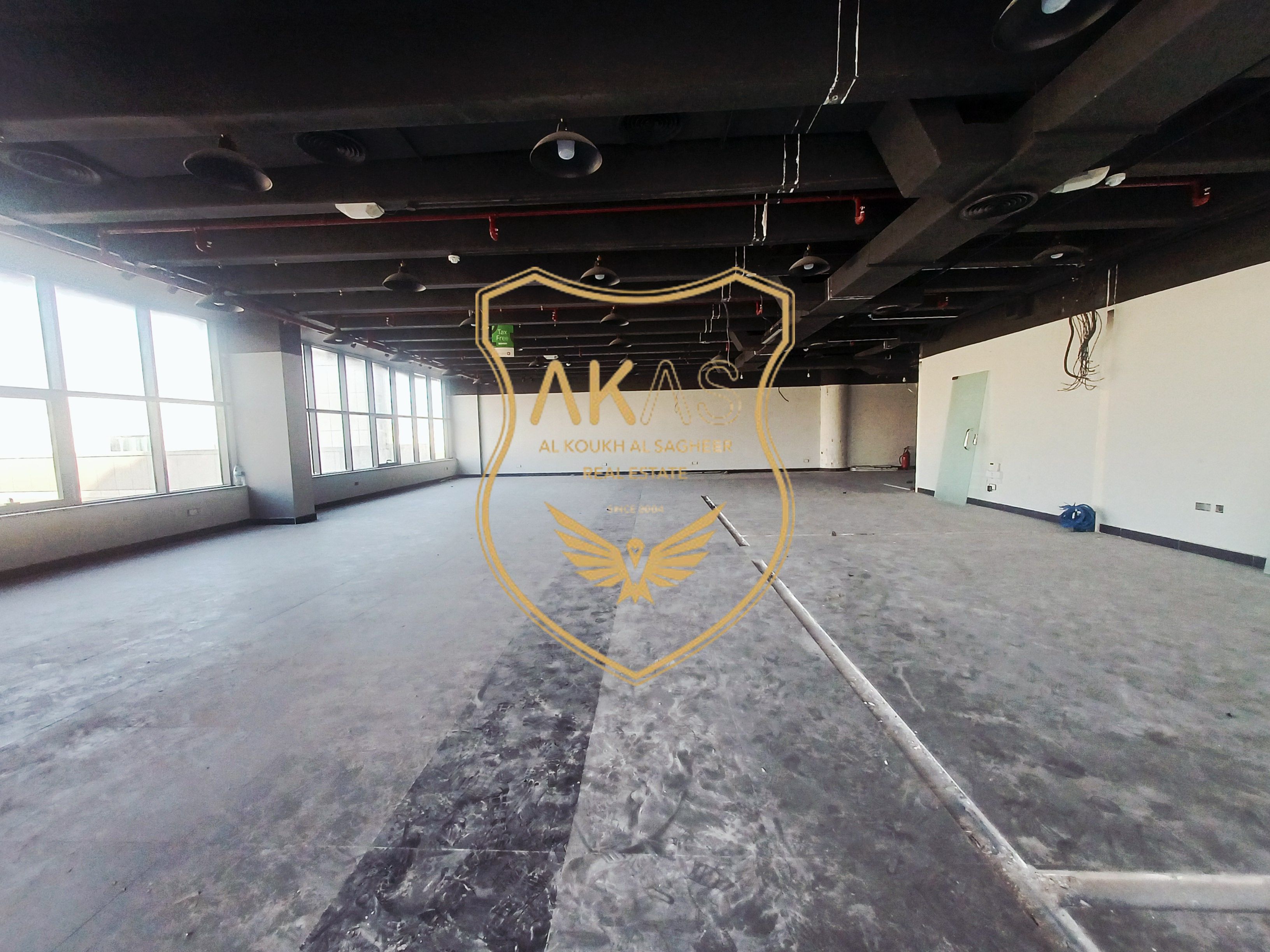 SHELL AND CORE_GRADE A TOWER_PRIME LOCATION/ 1748 SQ. FT AREA FOR RENT