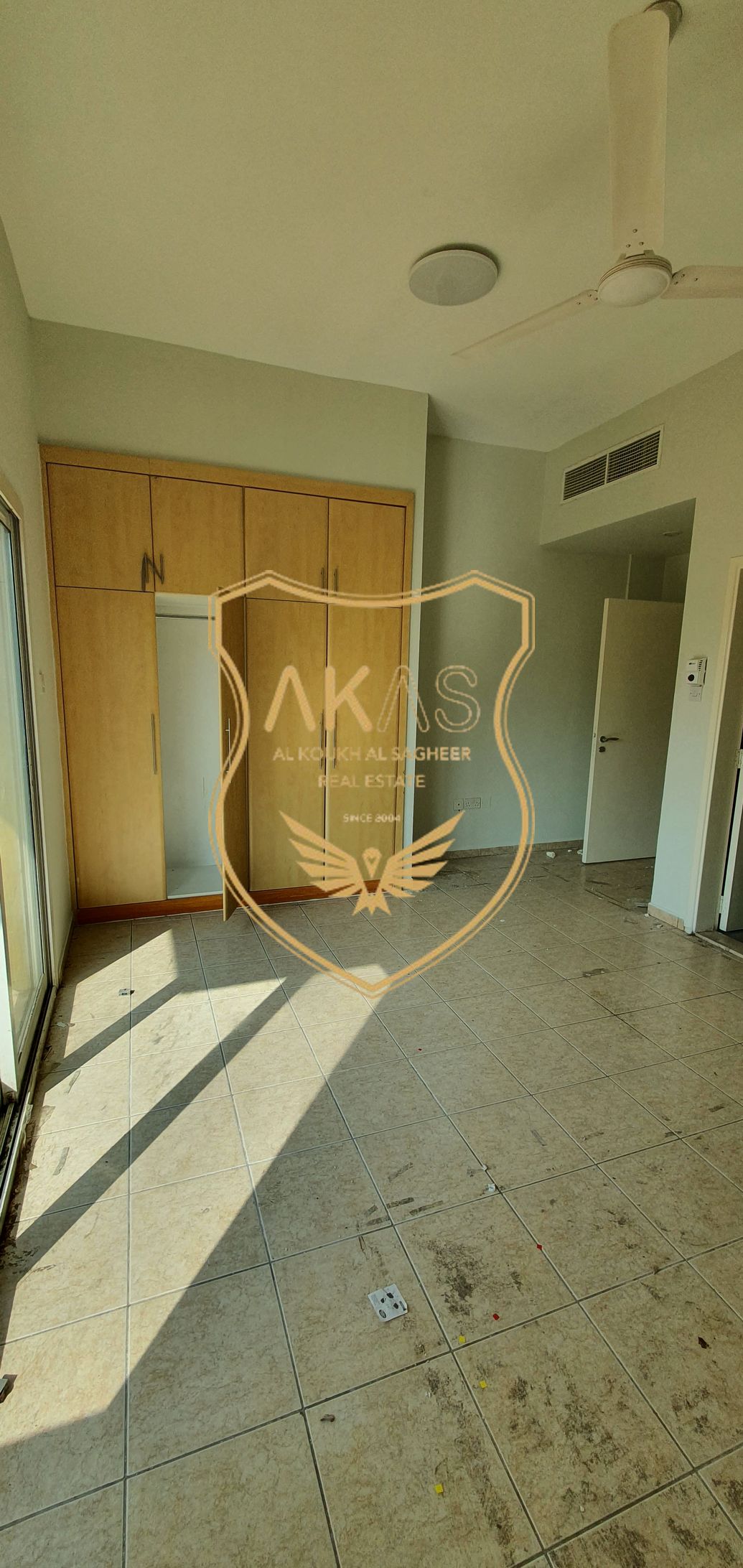 Specious apartment with free parking
