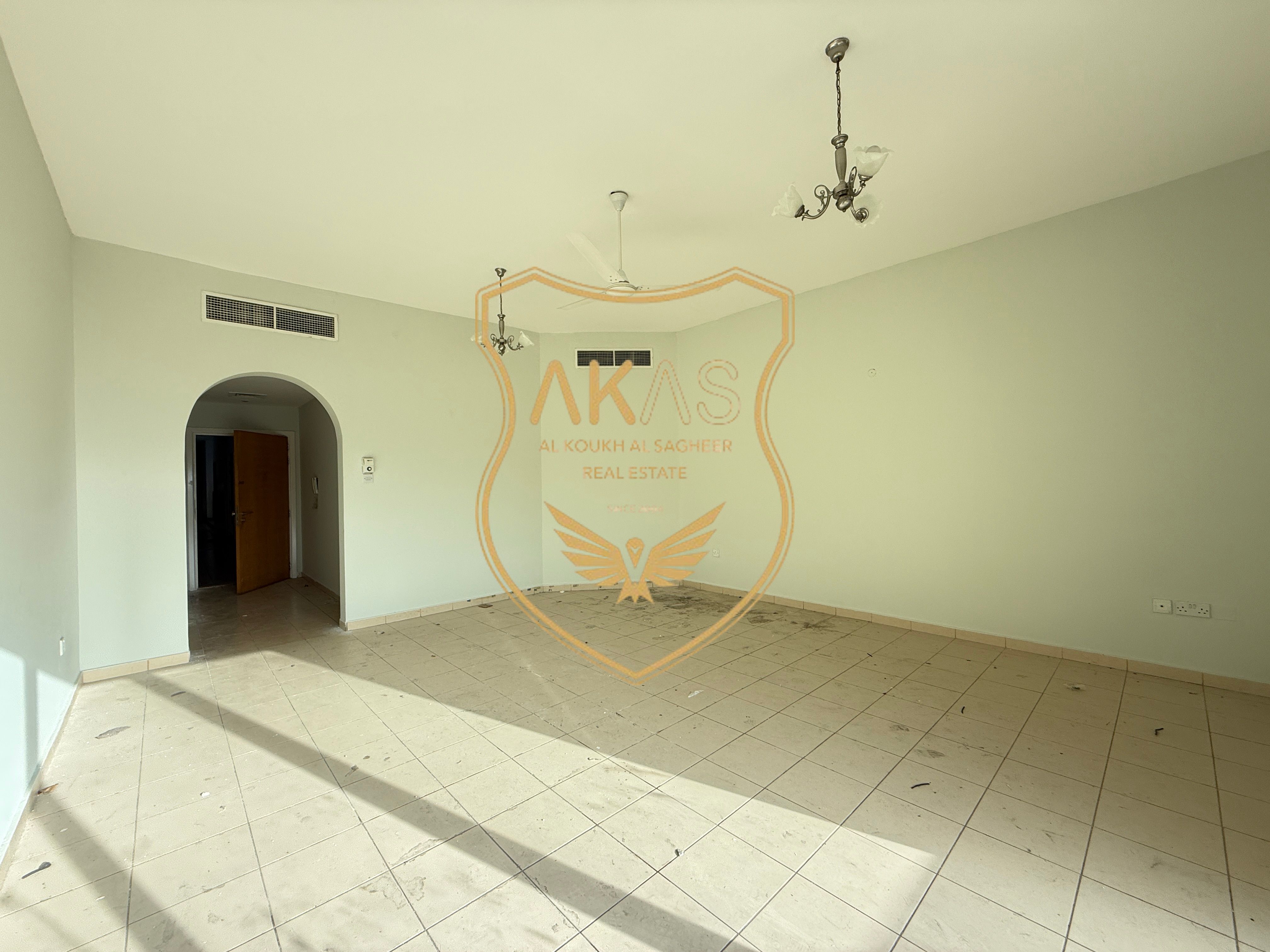 3BHK WITH CHEAPER PRICE FOR FAMILY WITH 3 BALCONY OPEN VIEW COVER PARKING FREE