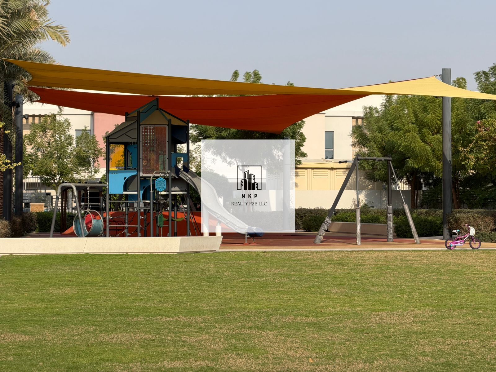 Spacious luxurious lush fully furnished 2bhk duplex townhouse with huge size garden