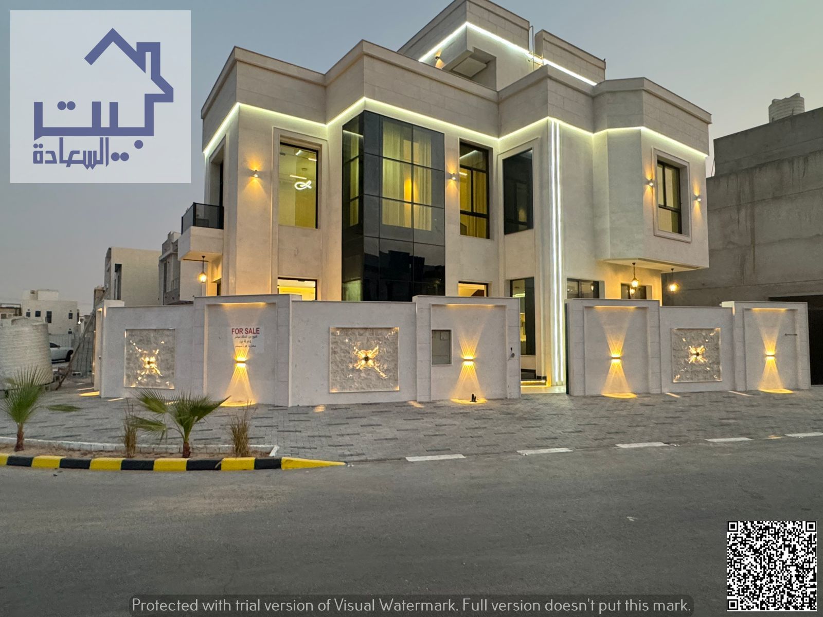 For rent : Corner villa in Al Yasmeen _ Ajman _ First tenant. (2 floors + roof) Prime location minutes from Sheikh Mohammed bin Zayed Rd