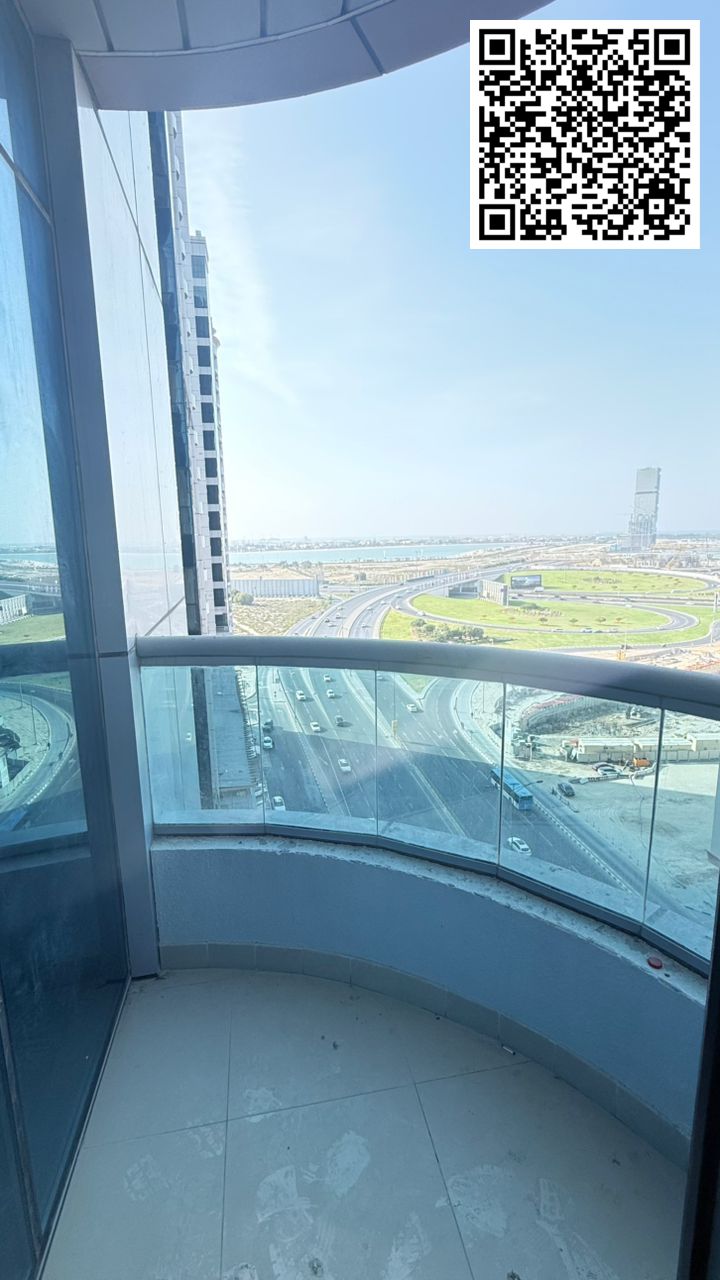 For sale: 3 bedrooms and a living room in Sharjah, Sahara Tower, Al Nahda. Area: 2,187 sq ft. Price: AED 1,100,000 cash or bank financing (negotiable)
